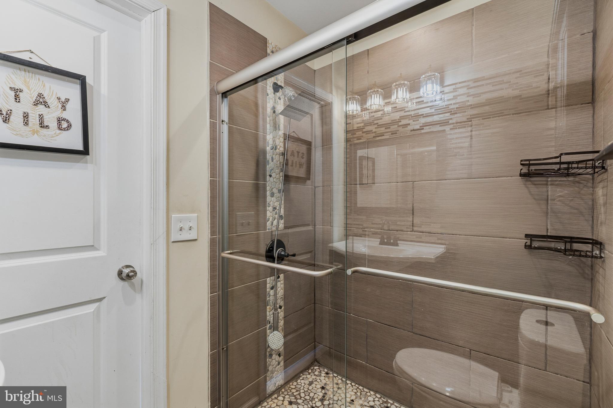 FAIRMOUNT - Residential