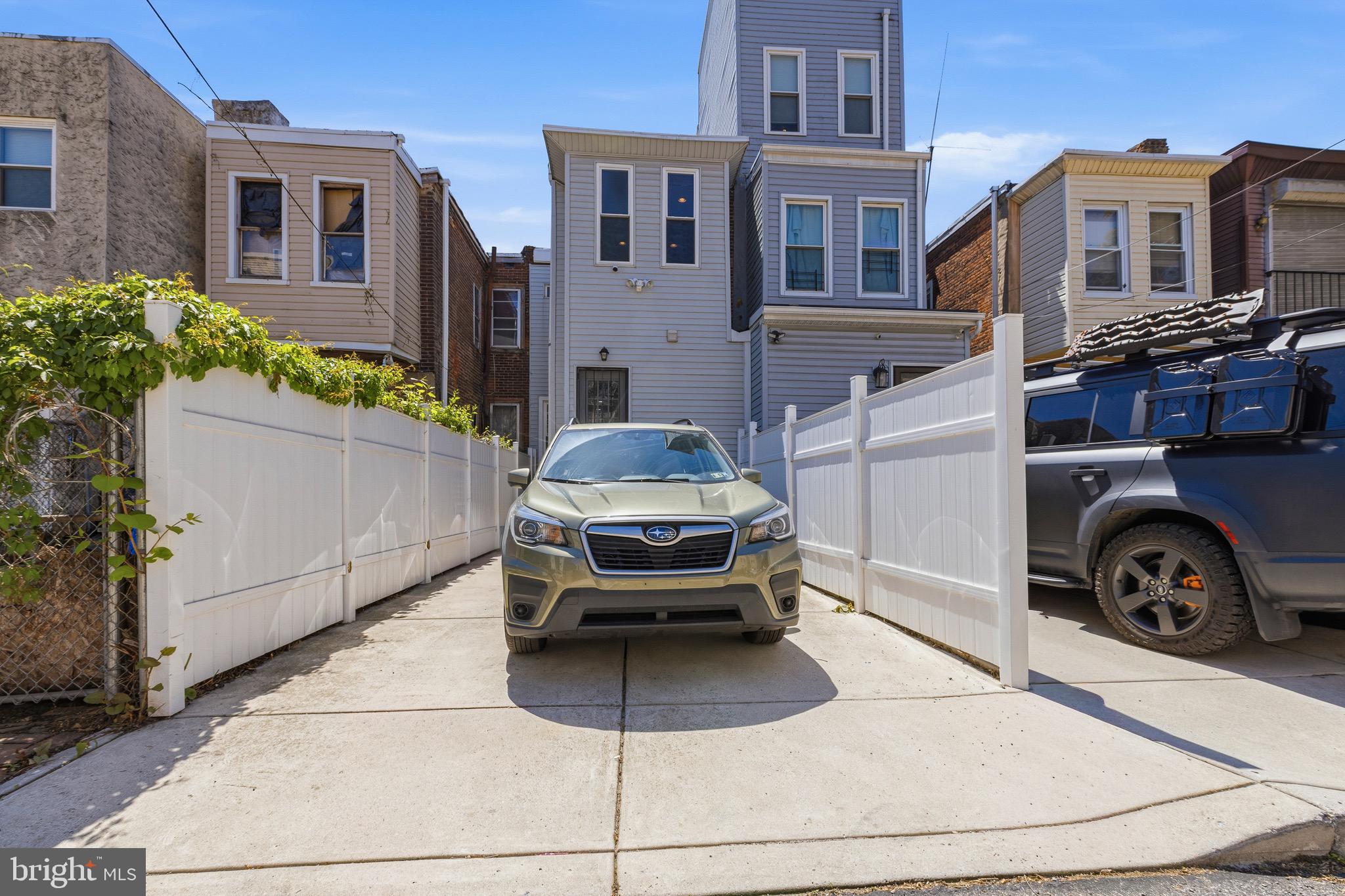 FAIRMOUNT - Residential