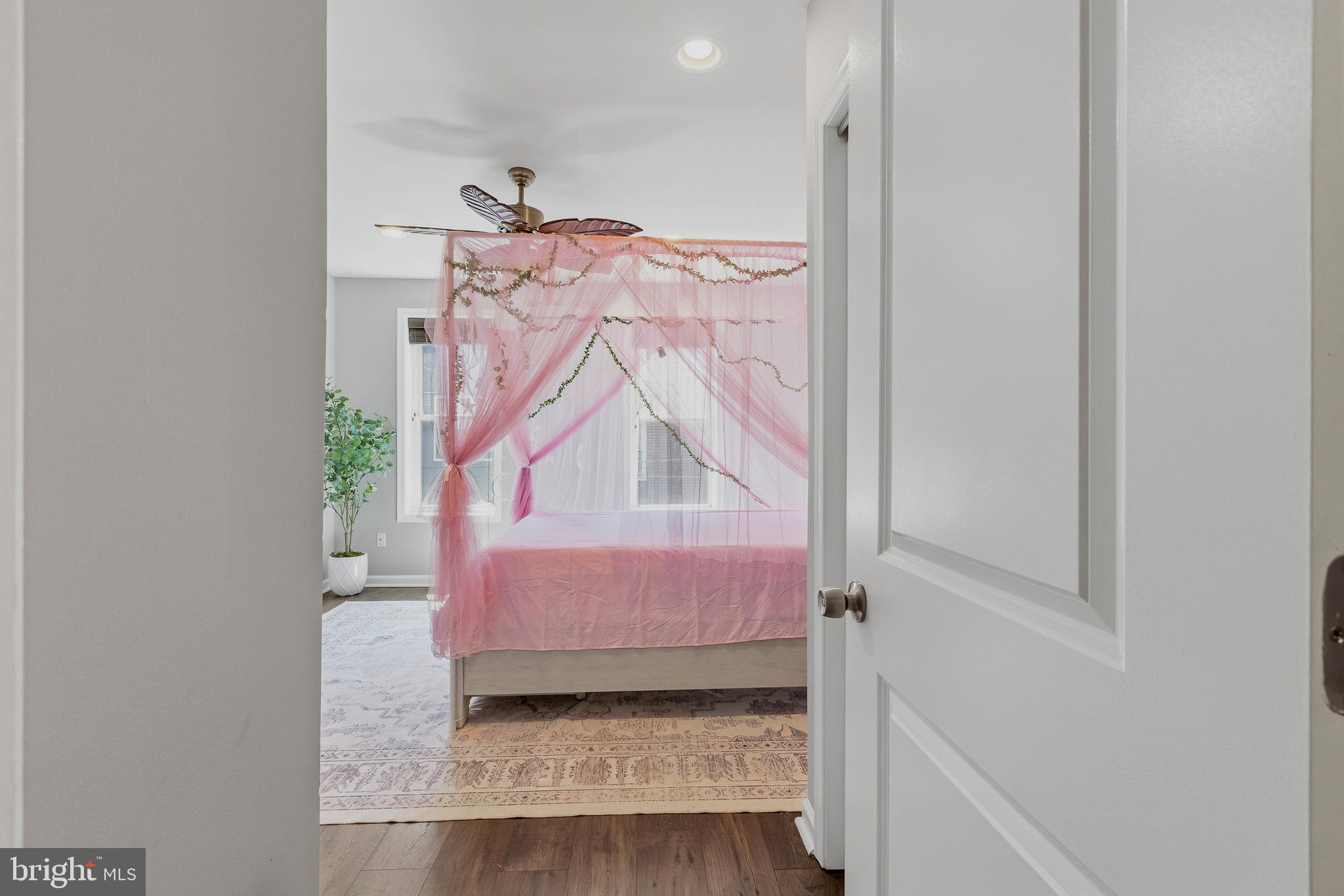 FAIRMOUNT - Residential