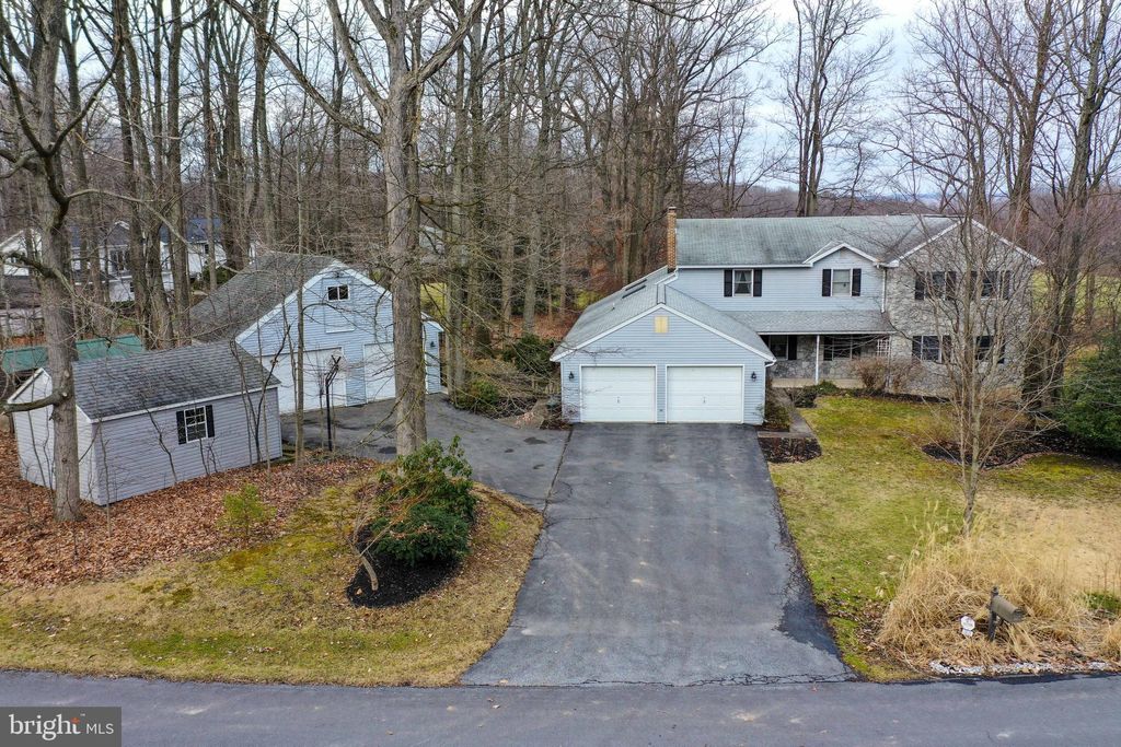 Photo of 1939 SHADY LN, NARVON, PA 17555 (MLS # PALA2028674)