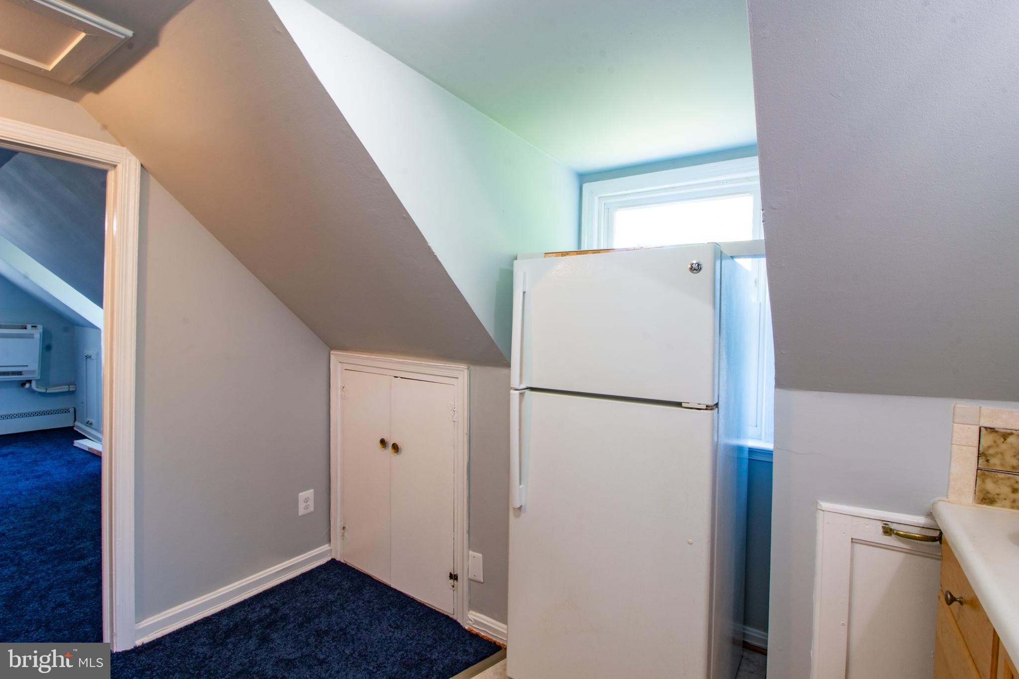 GORDON TERRACE - Residential Lease