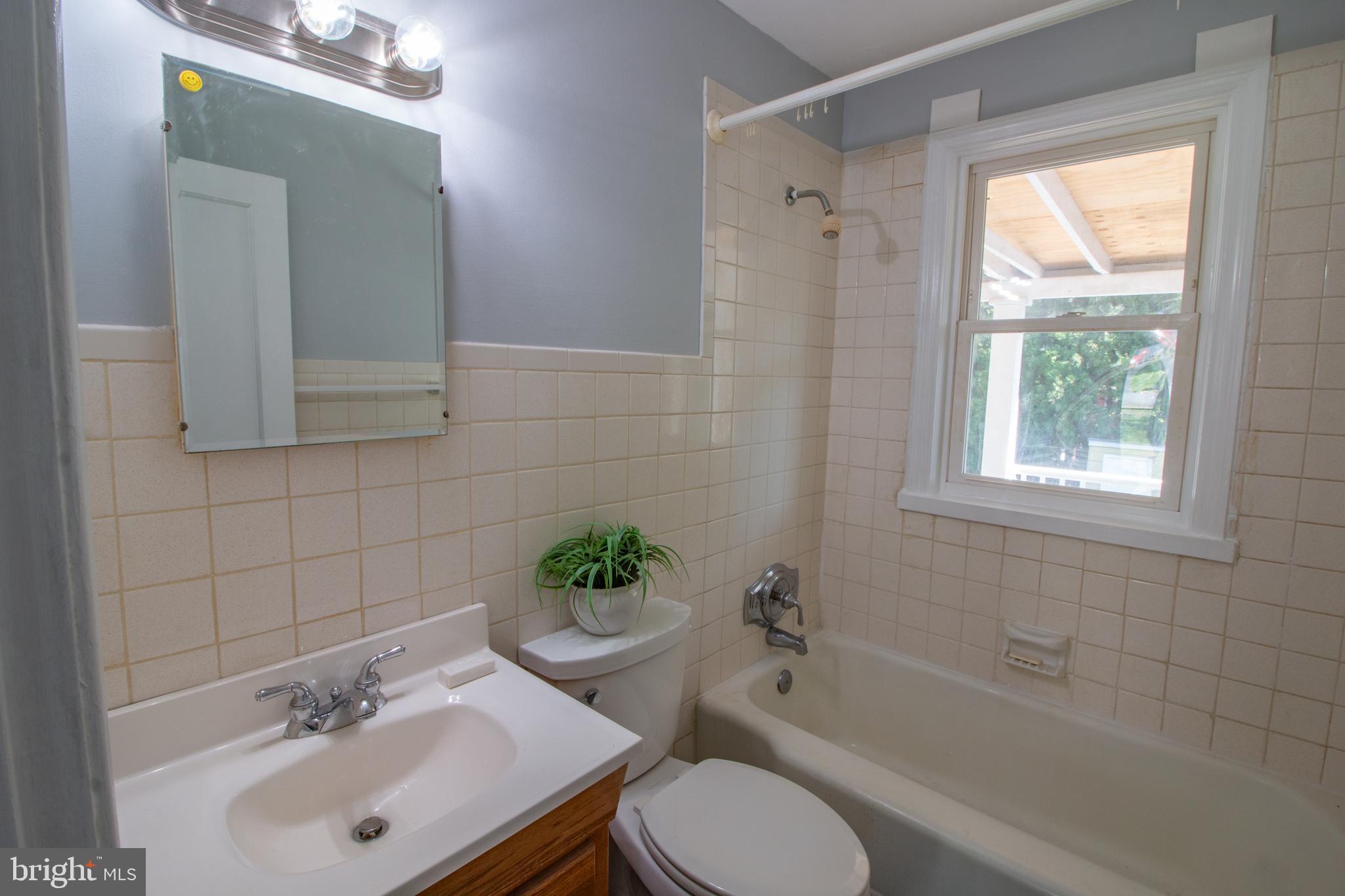 GORDON TERRACE - Residential Lease