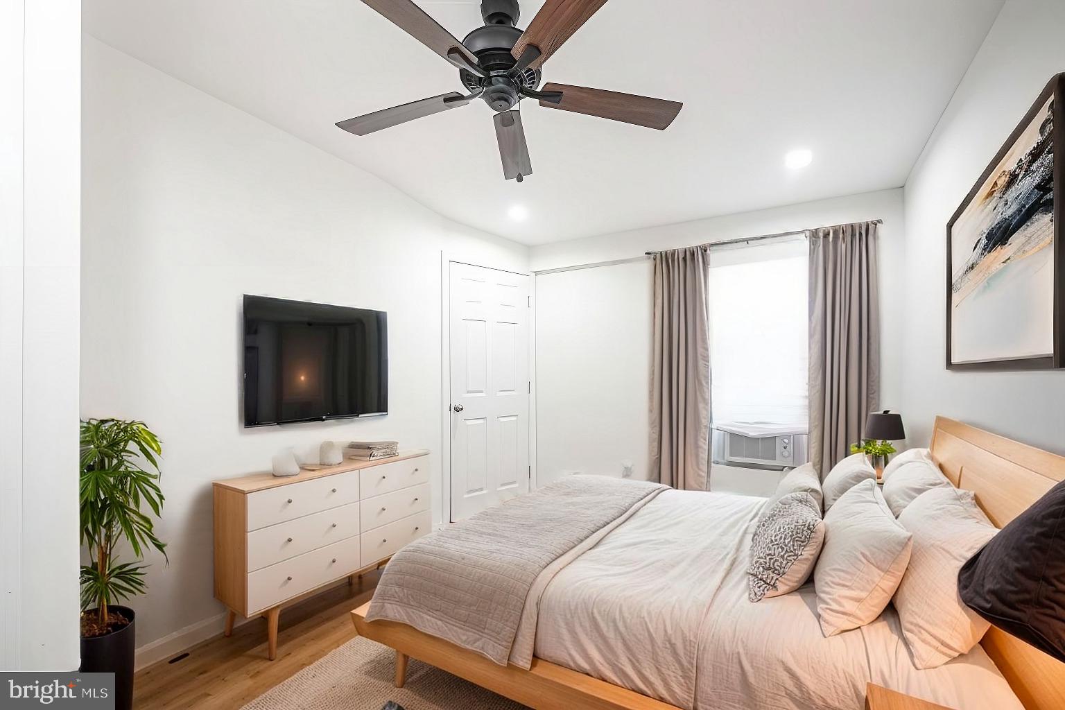 TEMPLE UNIVERSITY - Residential Income