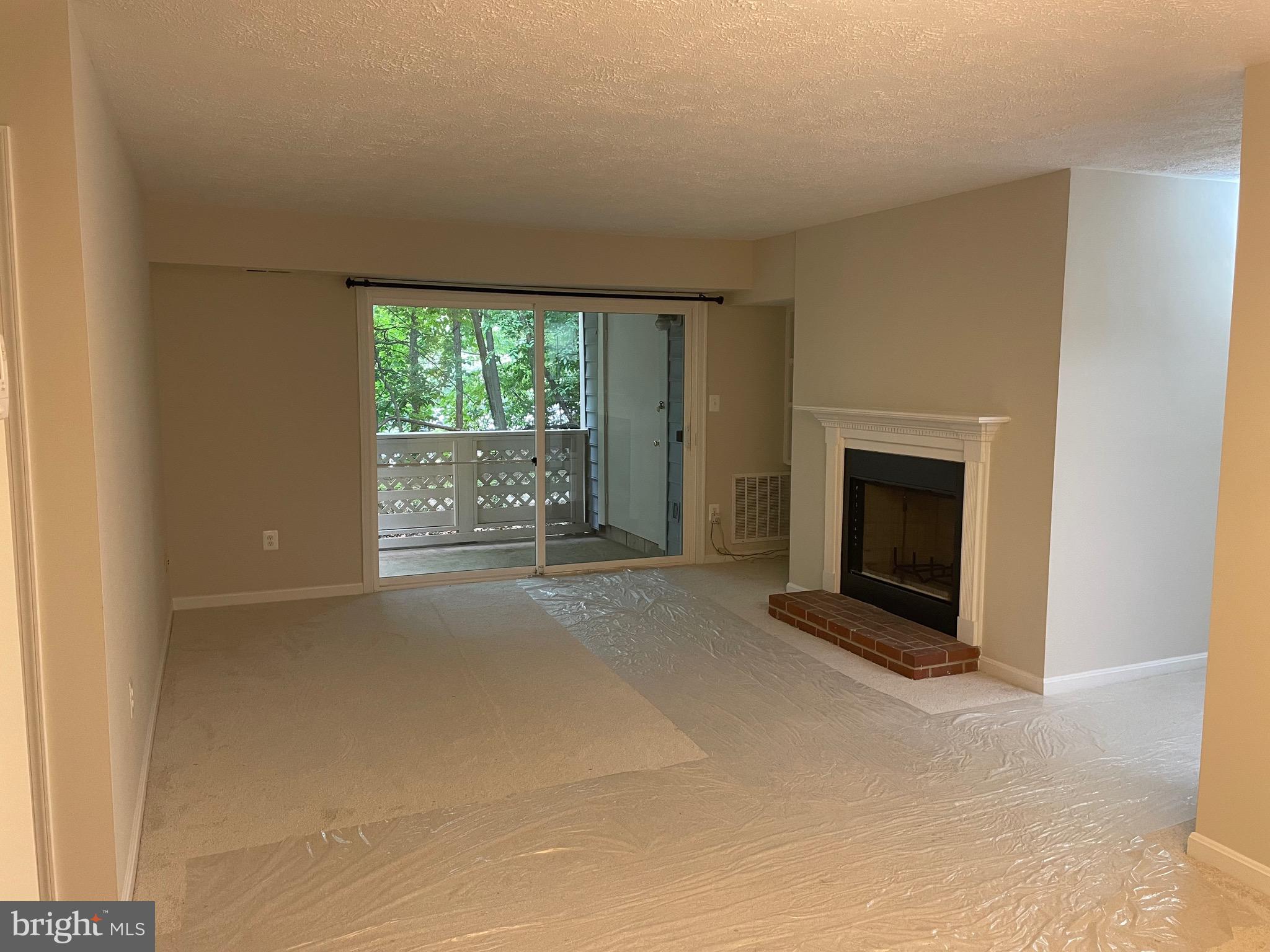 WILLOW POINT - Residential Lease