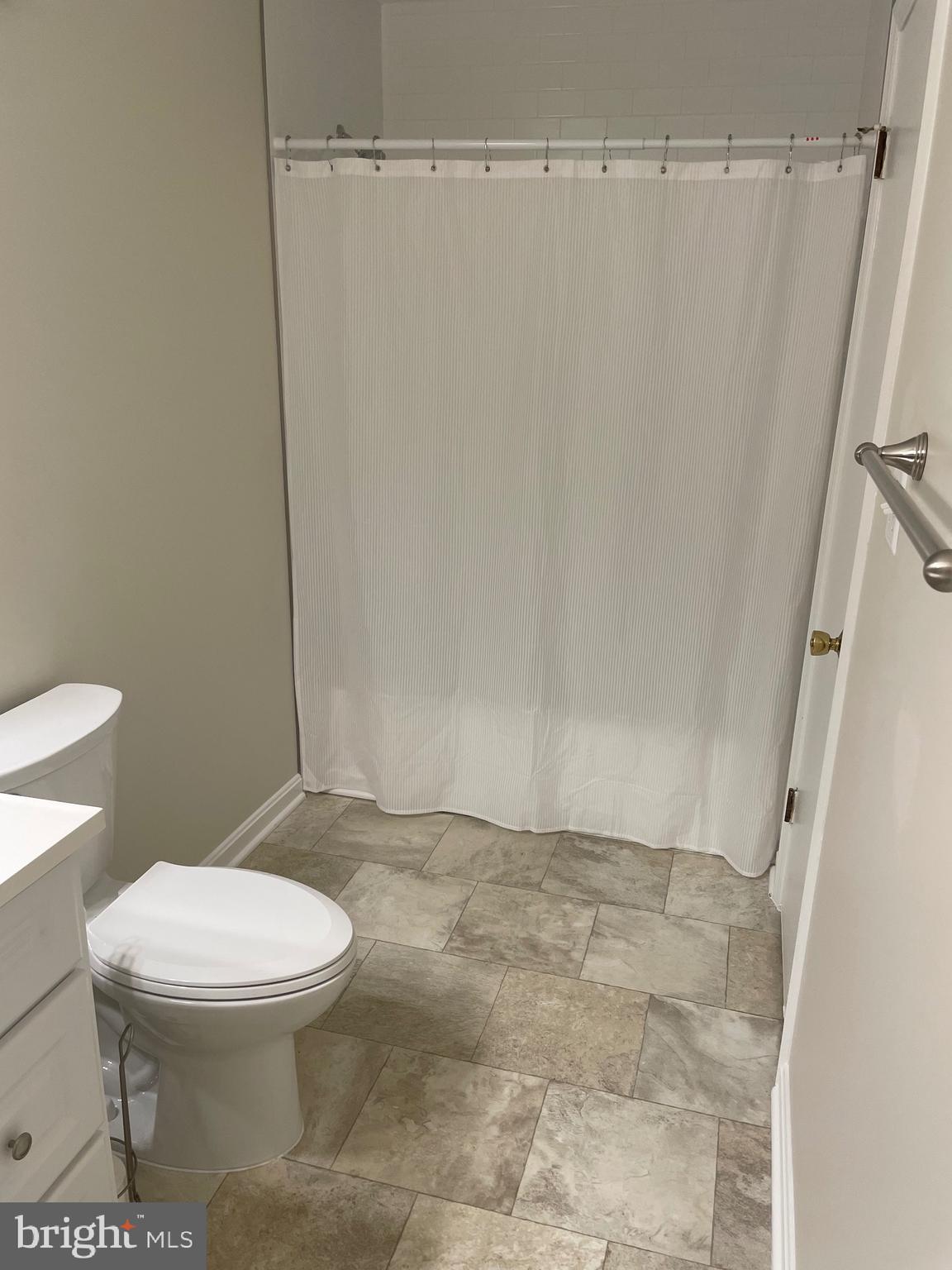 WILLOW POINT - Residential Lease