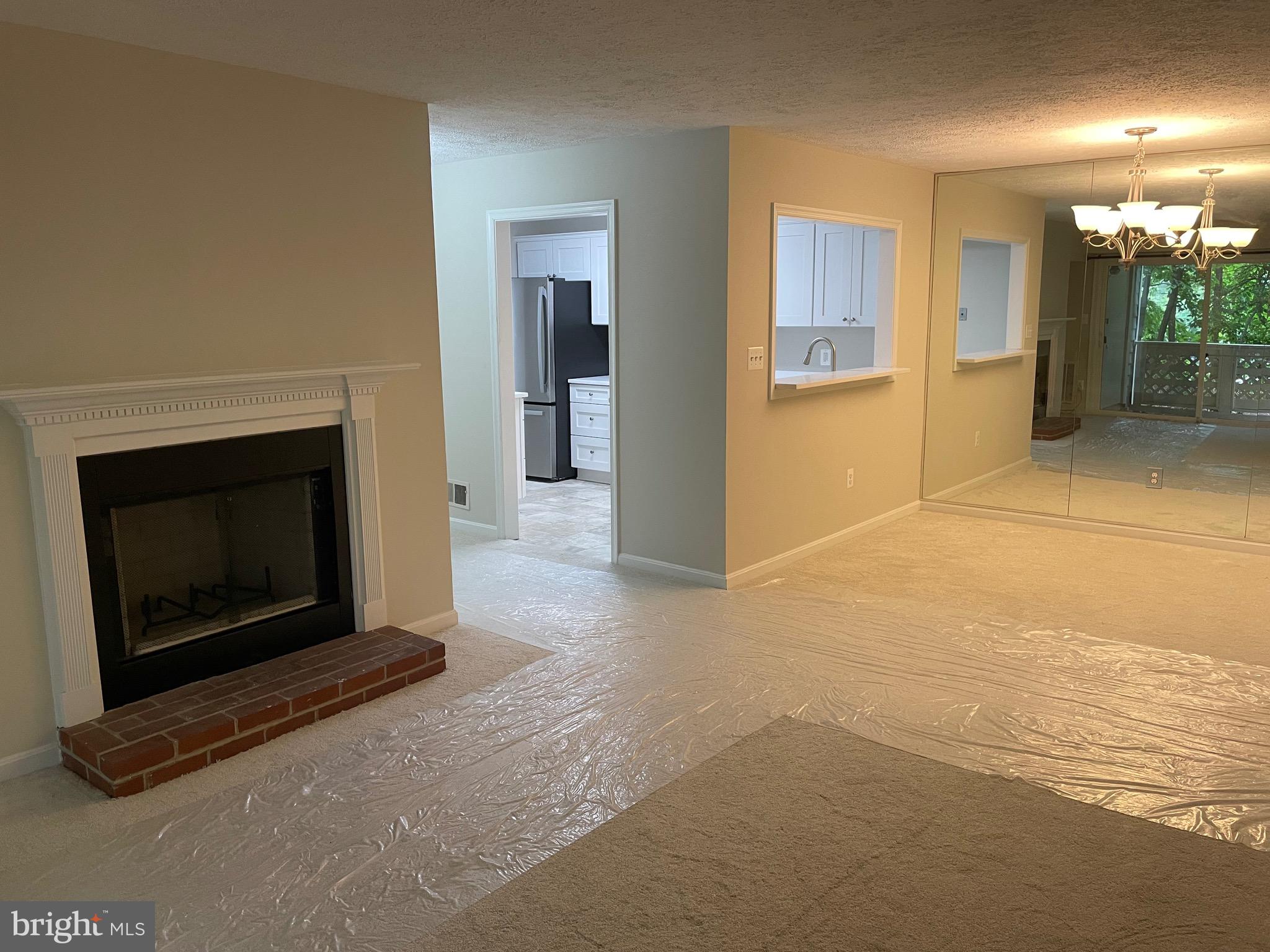 WILLOW POINT - Residential Lease