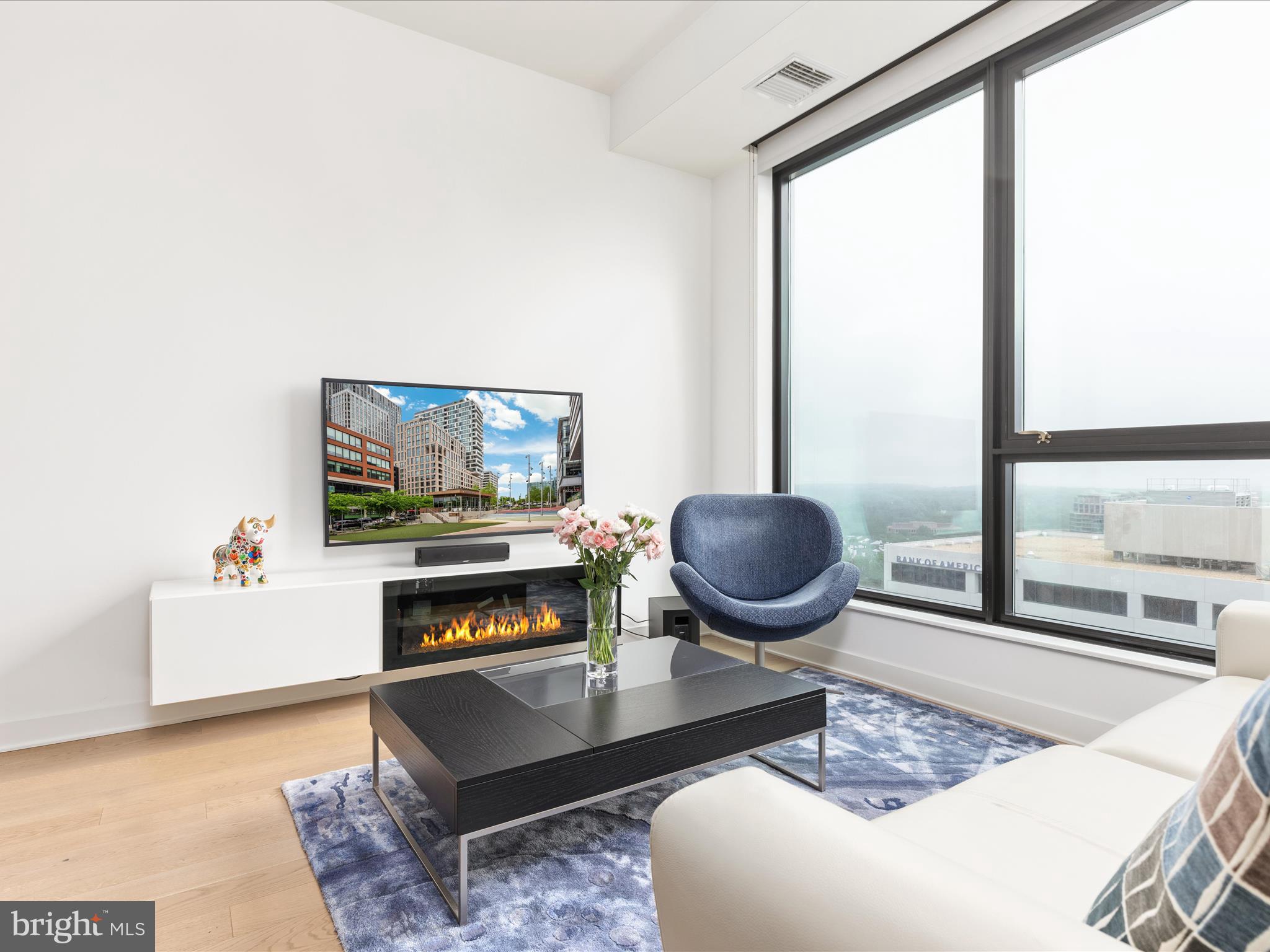 THE VERSE CONDO - Residential