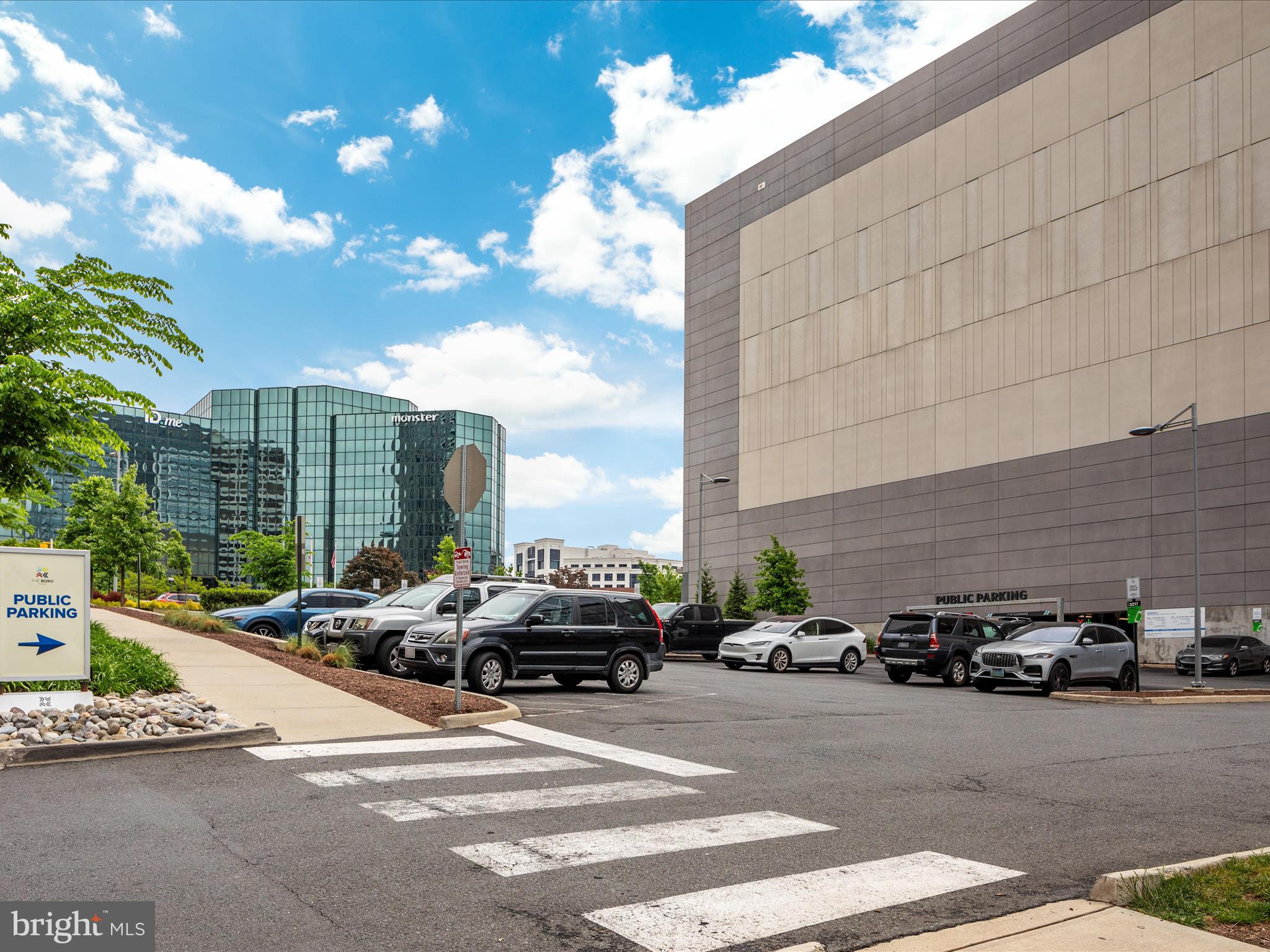 THE VERSE CONDO - Residential