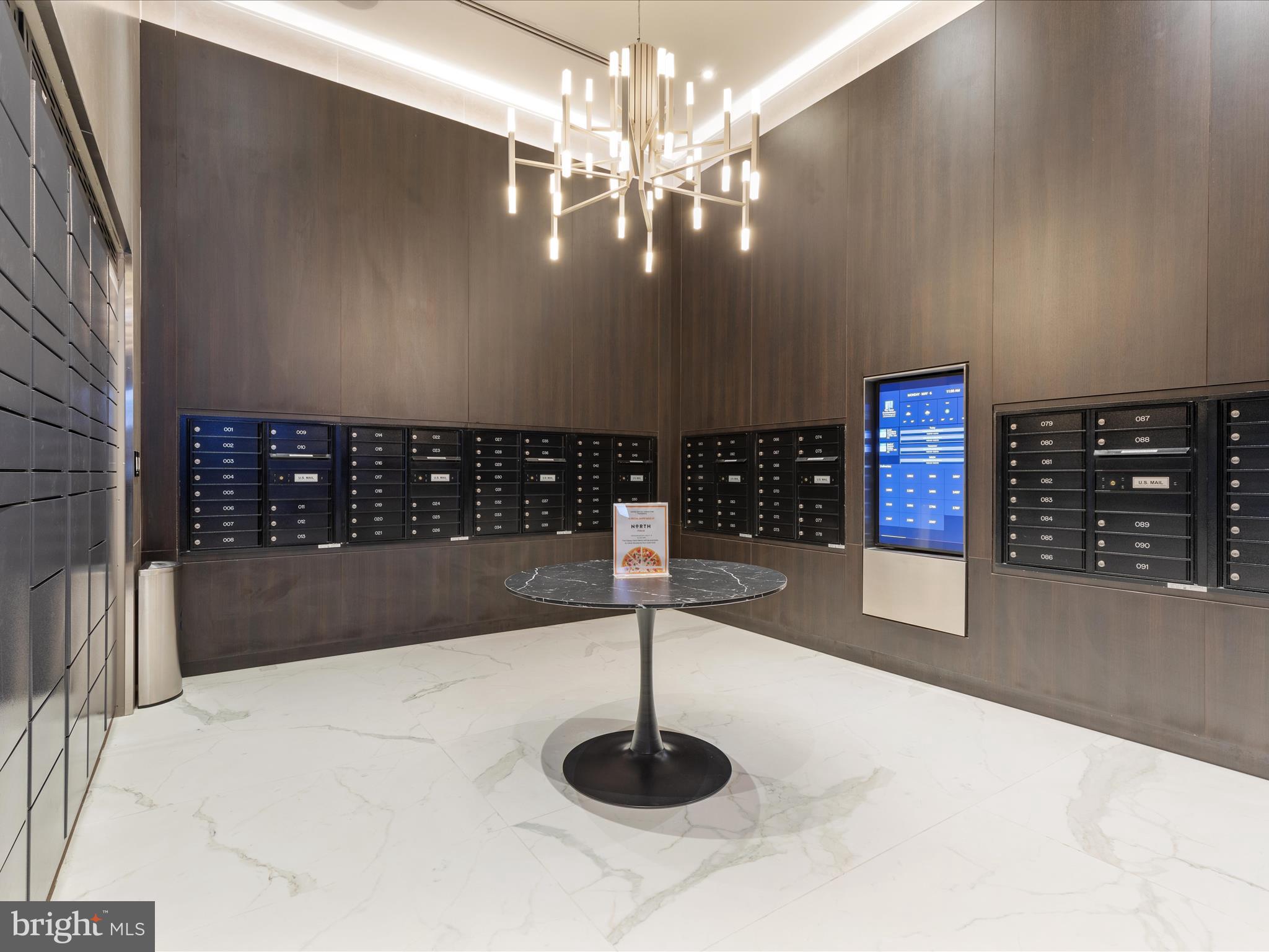 THE VERSE CONDO - Residential