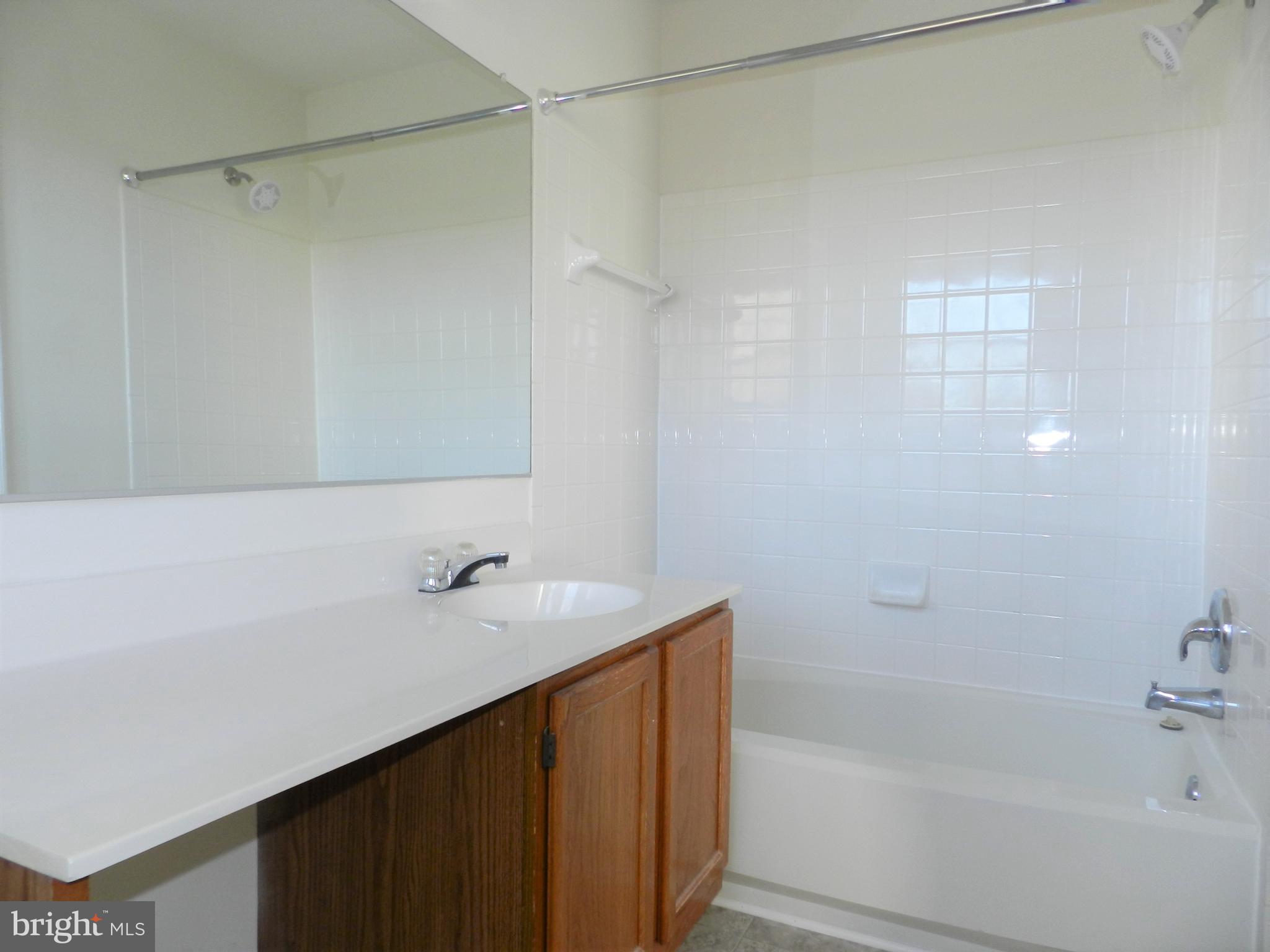 HIGHPOINTE - Residential Lease