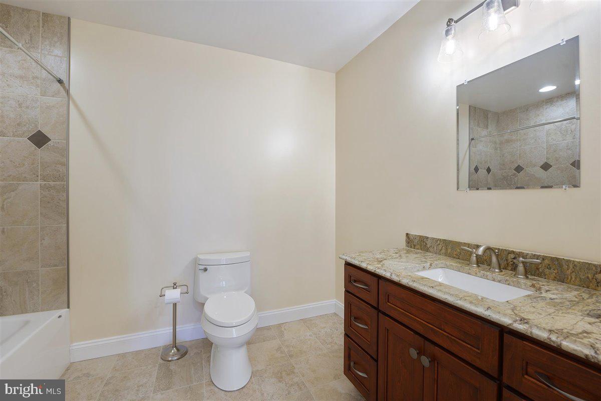 SPRINGTON CHASE - Residential