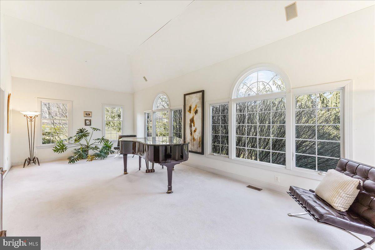 SPRINGTON CHASE - Residential