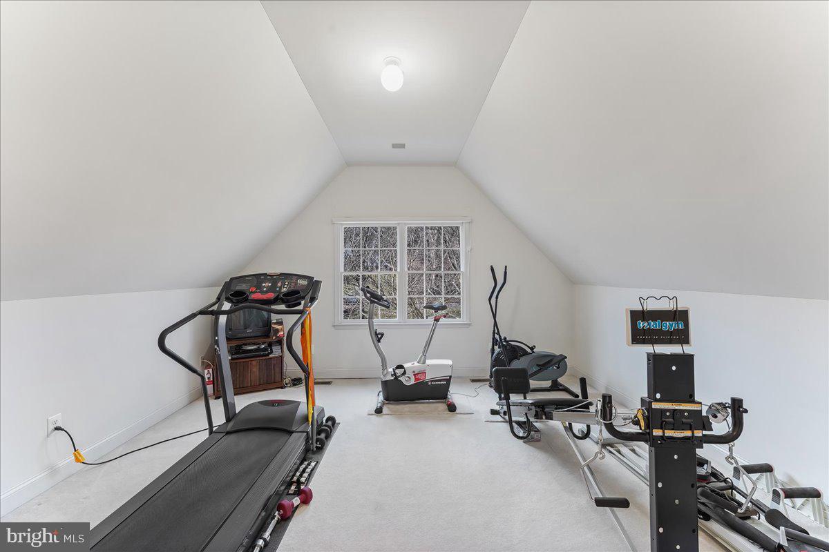 SPRINGTON CHASE - Residential