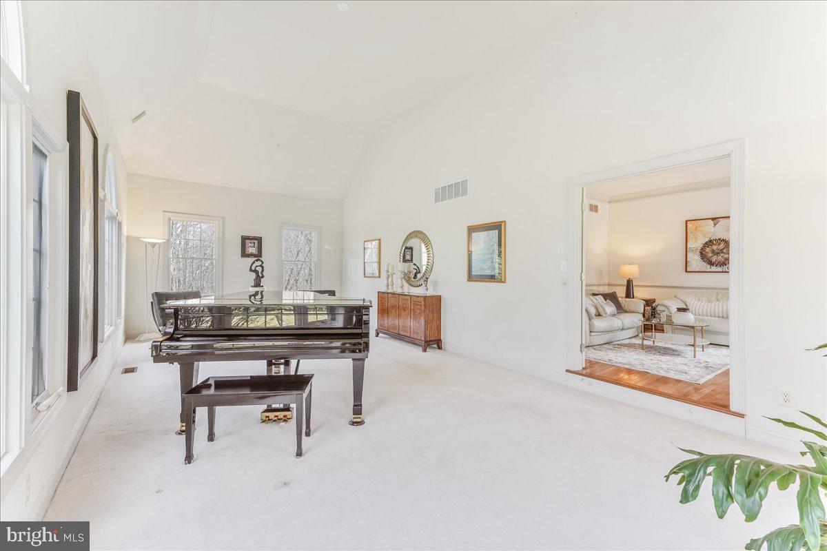 SPRINGTON CHASE - Residential