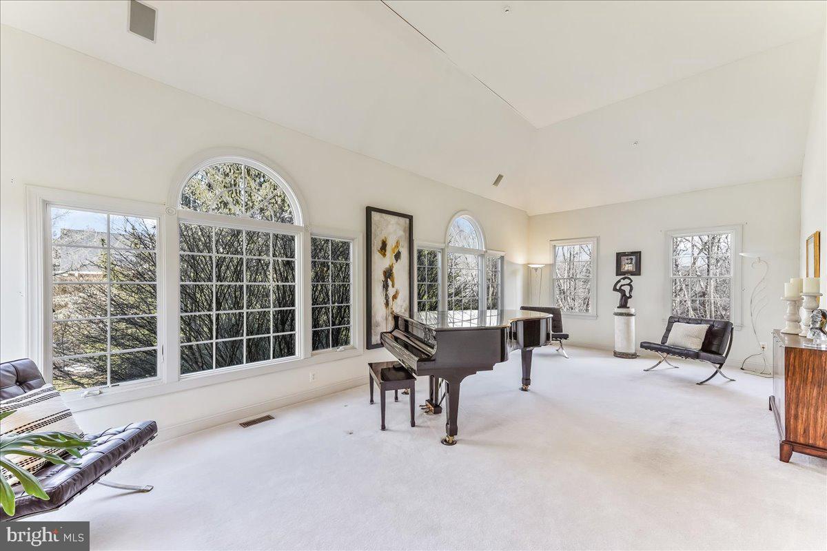 SPRINGTON CHASE - Residential