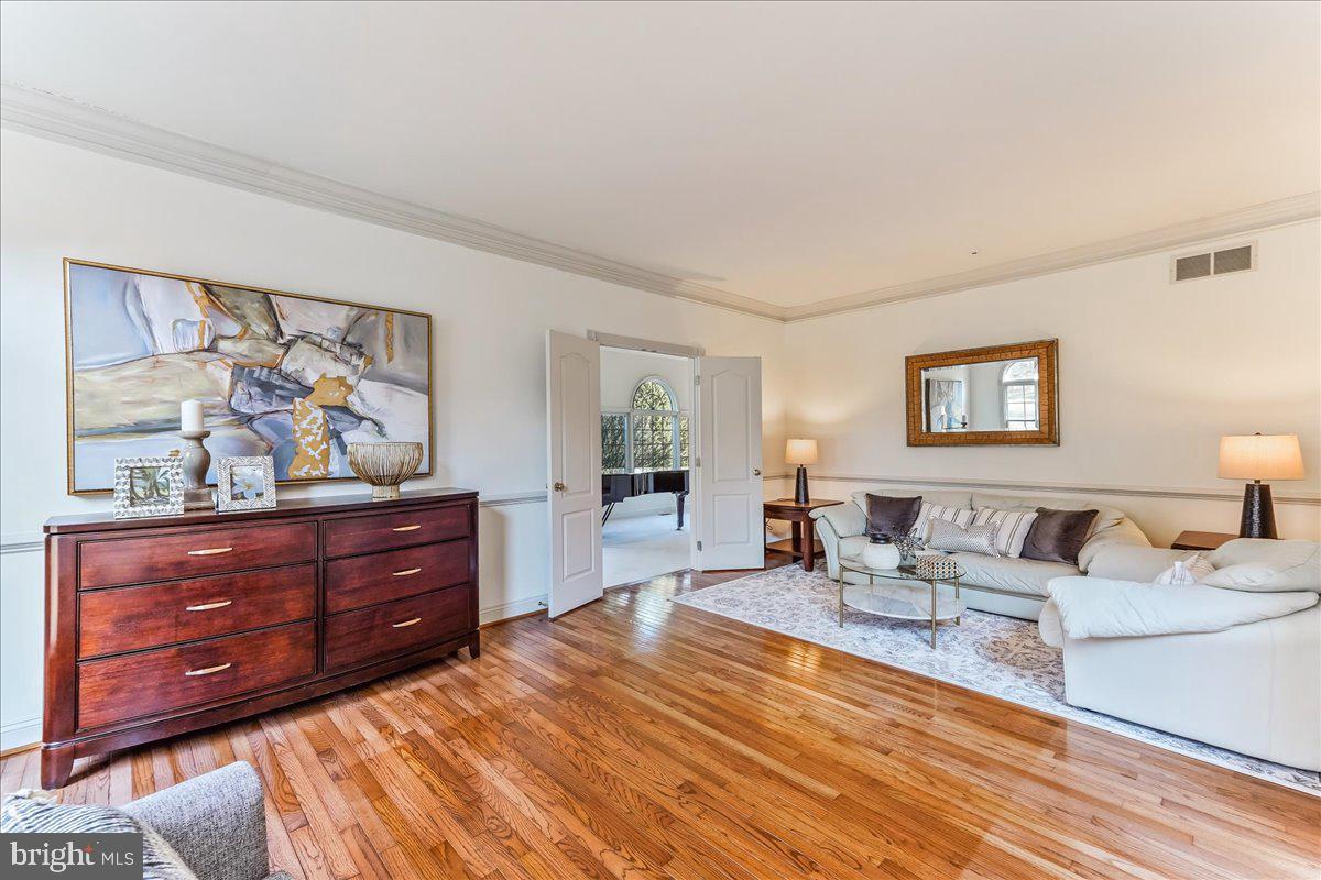 SPRINGTON CHASE - Residential