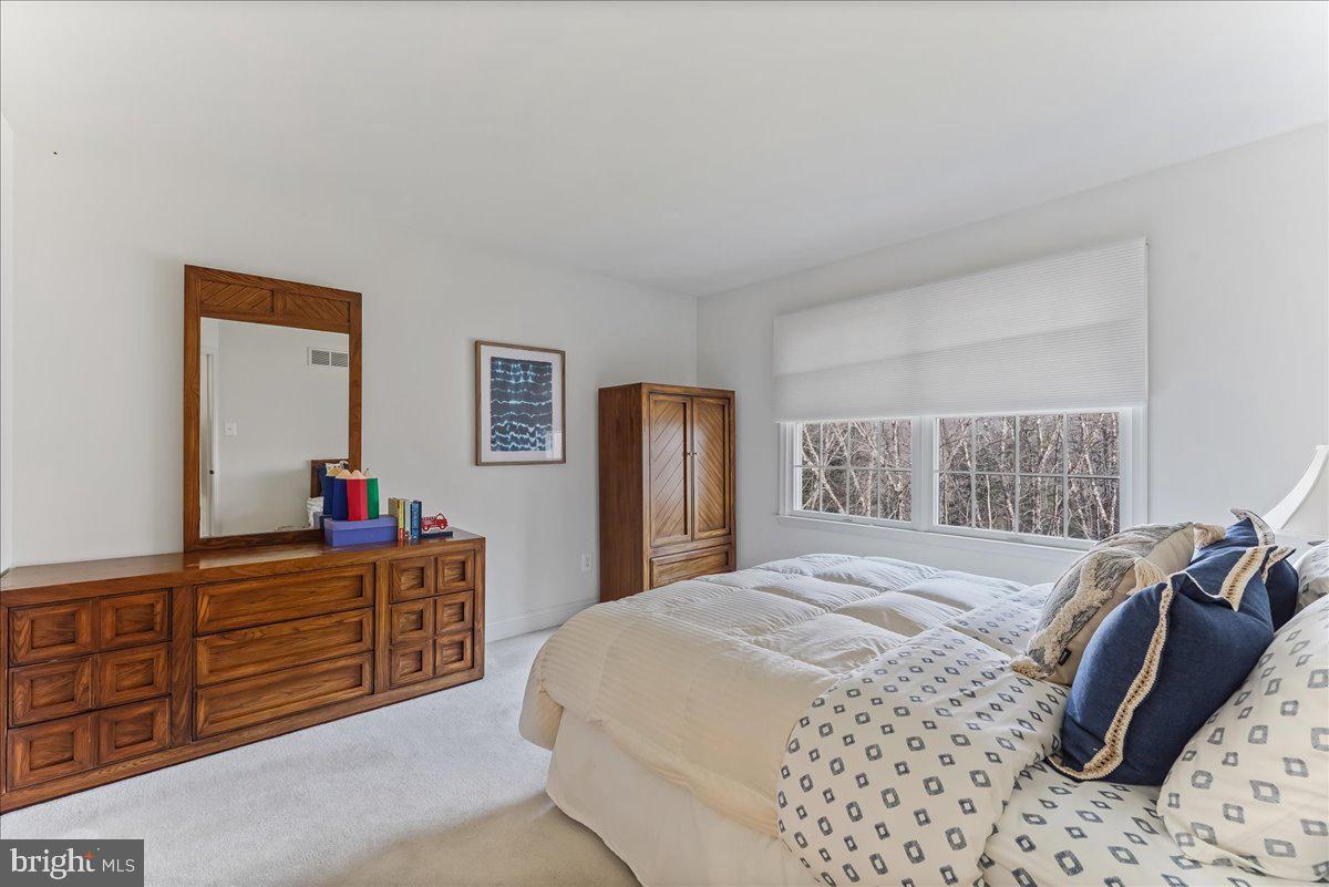 SPRINGTON CHASE - Residential