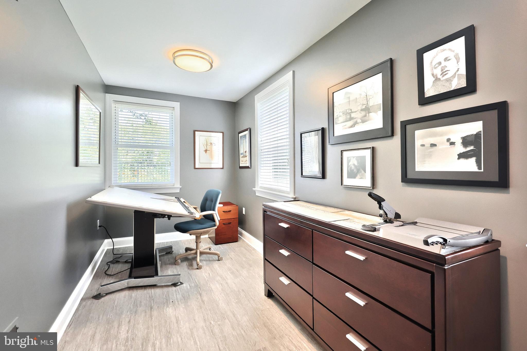 LAKE MEADE - Residential