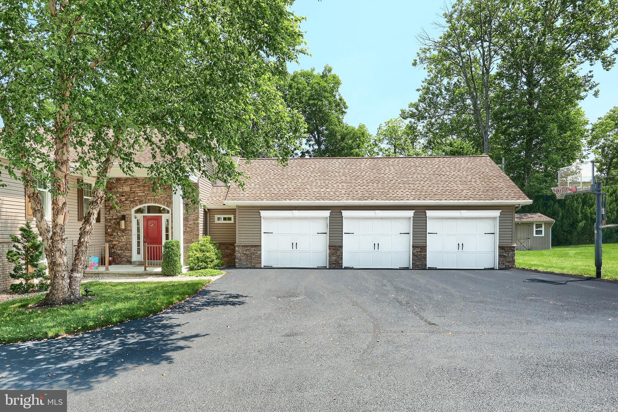 LAKE MEADE - Residential