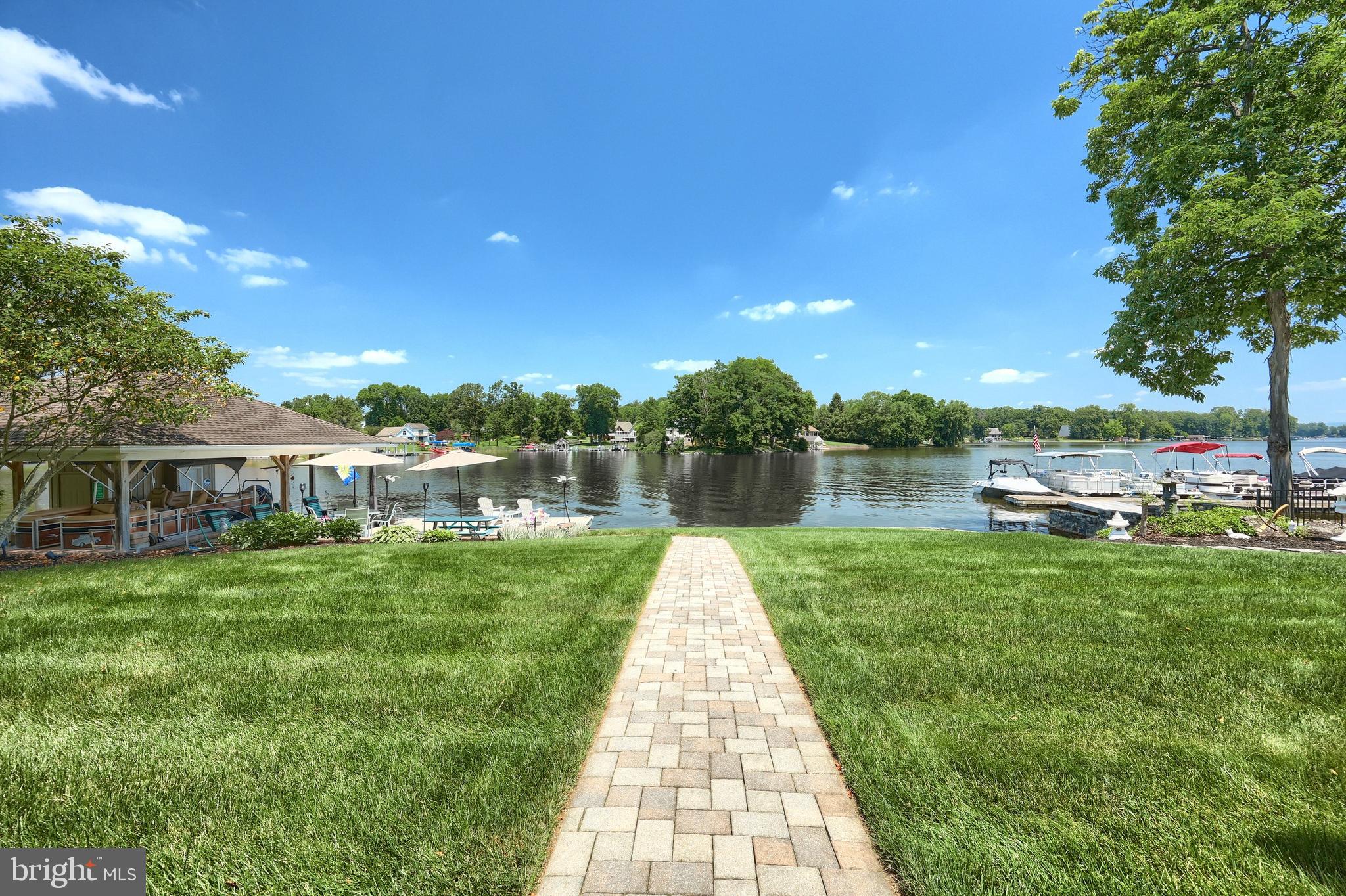 LAKE MEADE - Residential