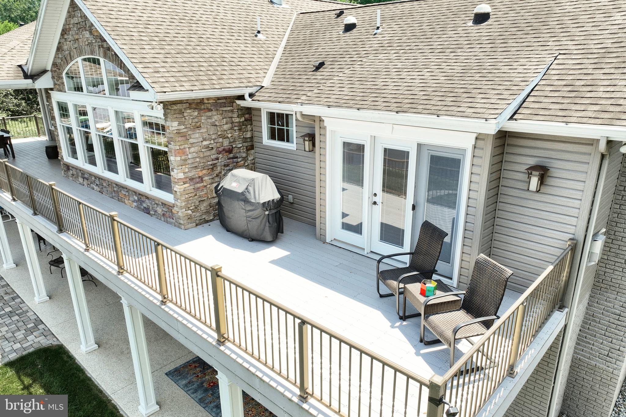 LAKE MEADE - Residential