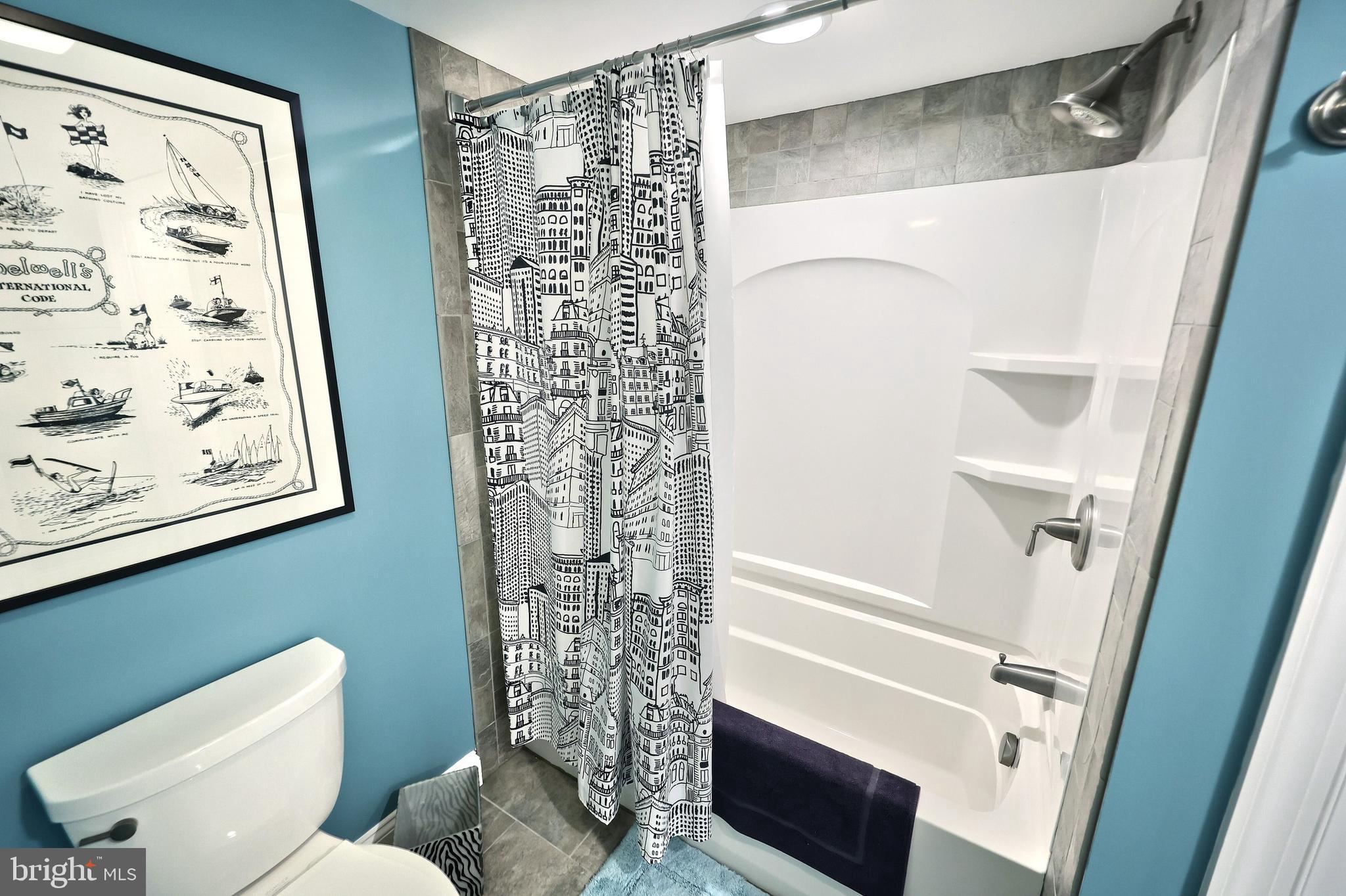 LAKE MEADE - Residential