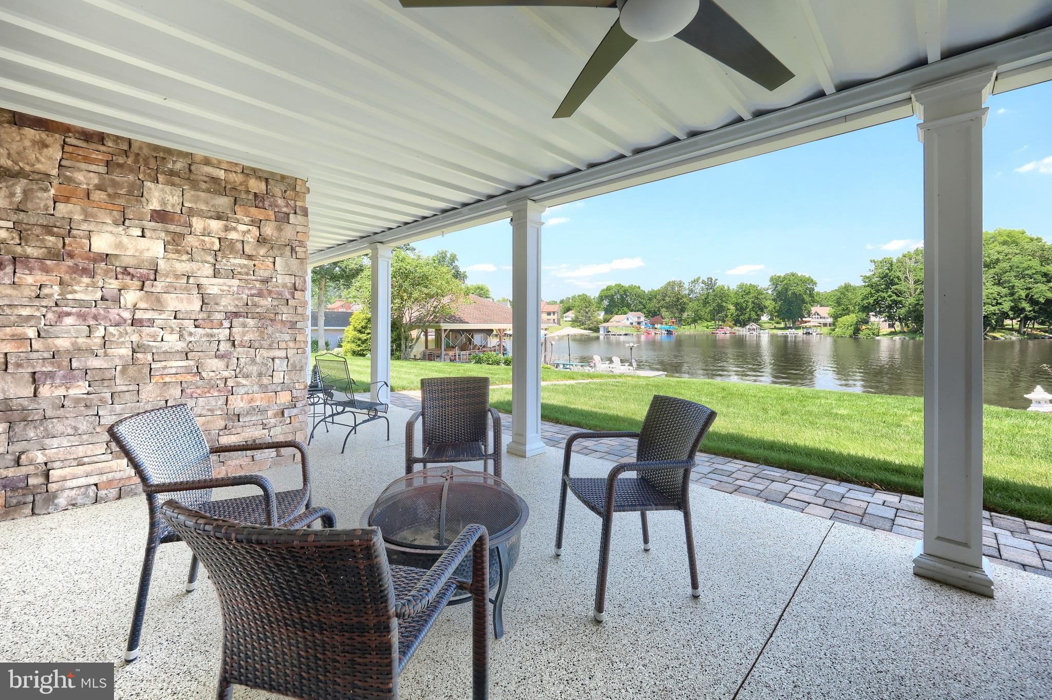 LAKE MEADE - Residential