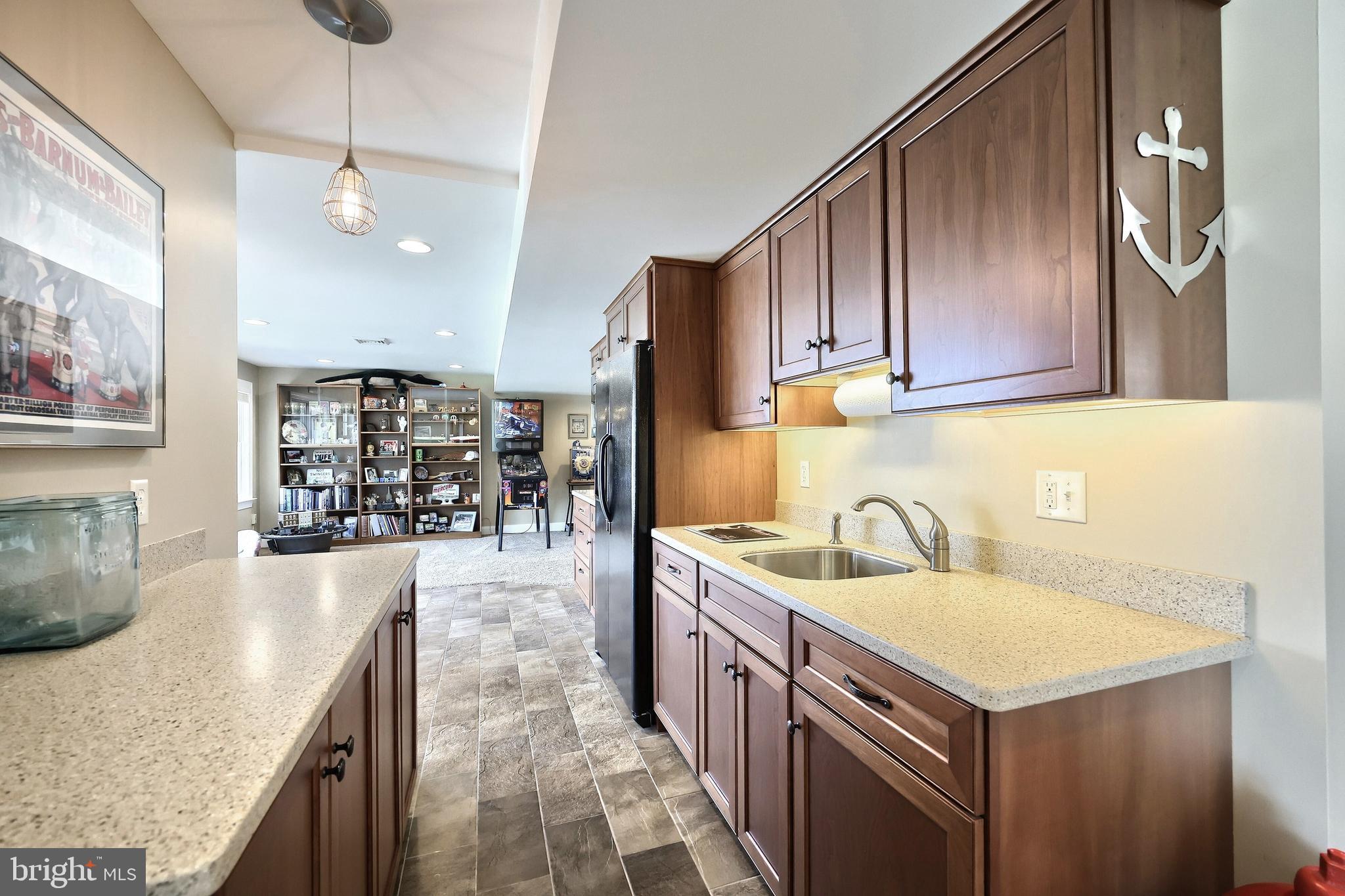 LAKE MEADE - Residential