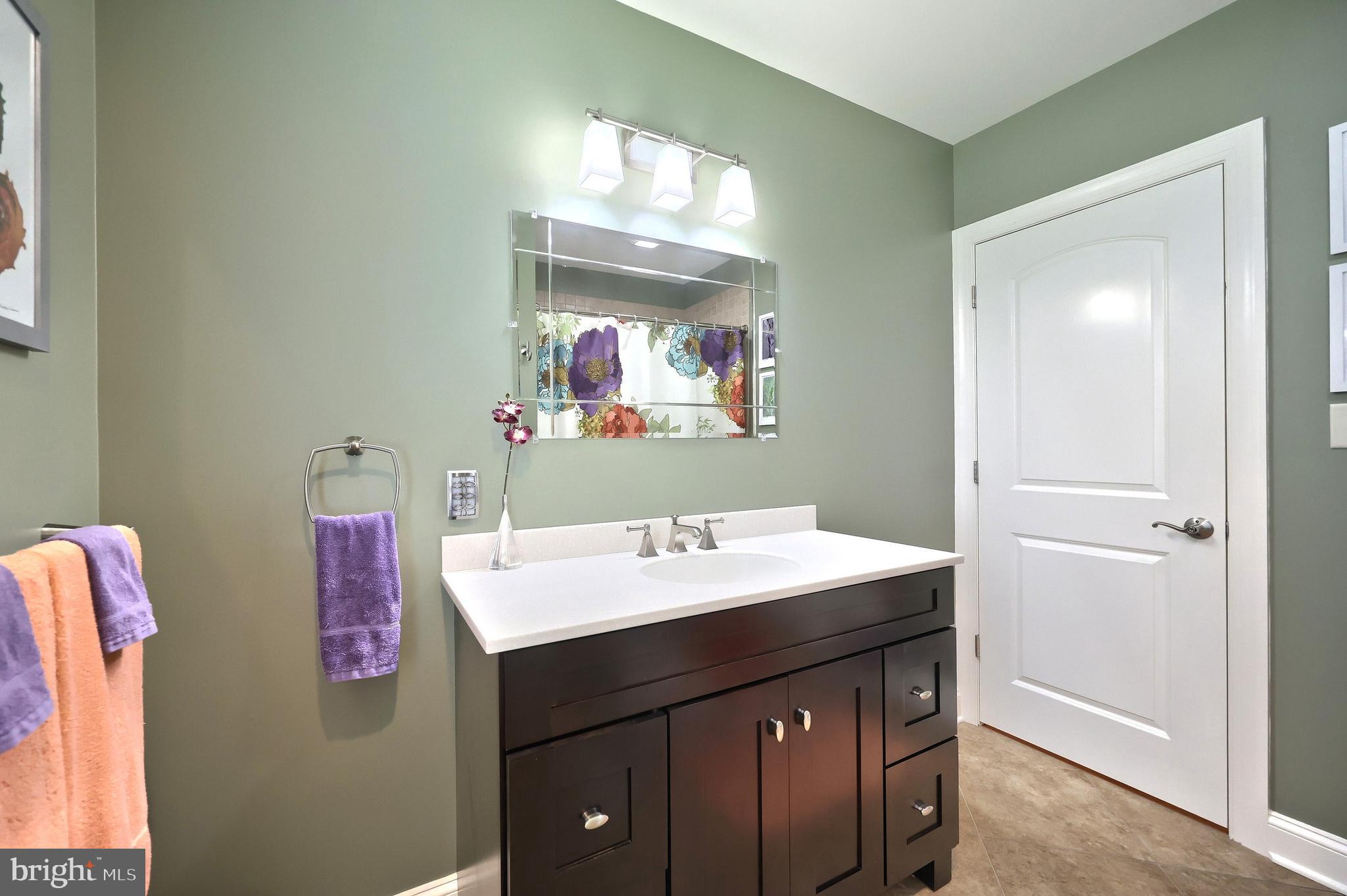 LAKE MEADE - Residential