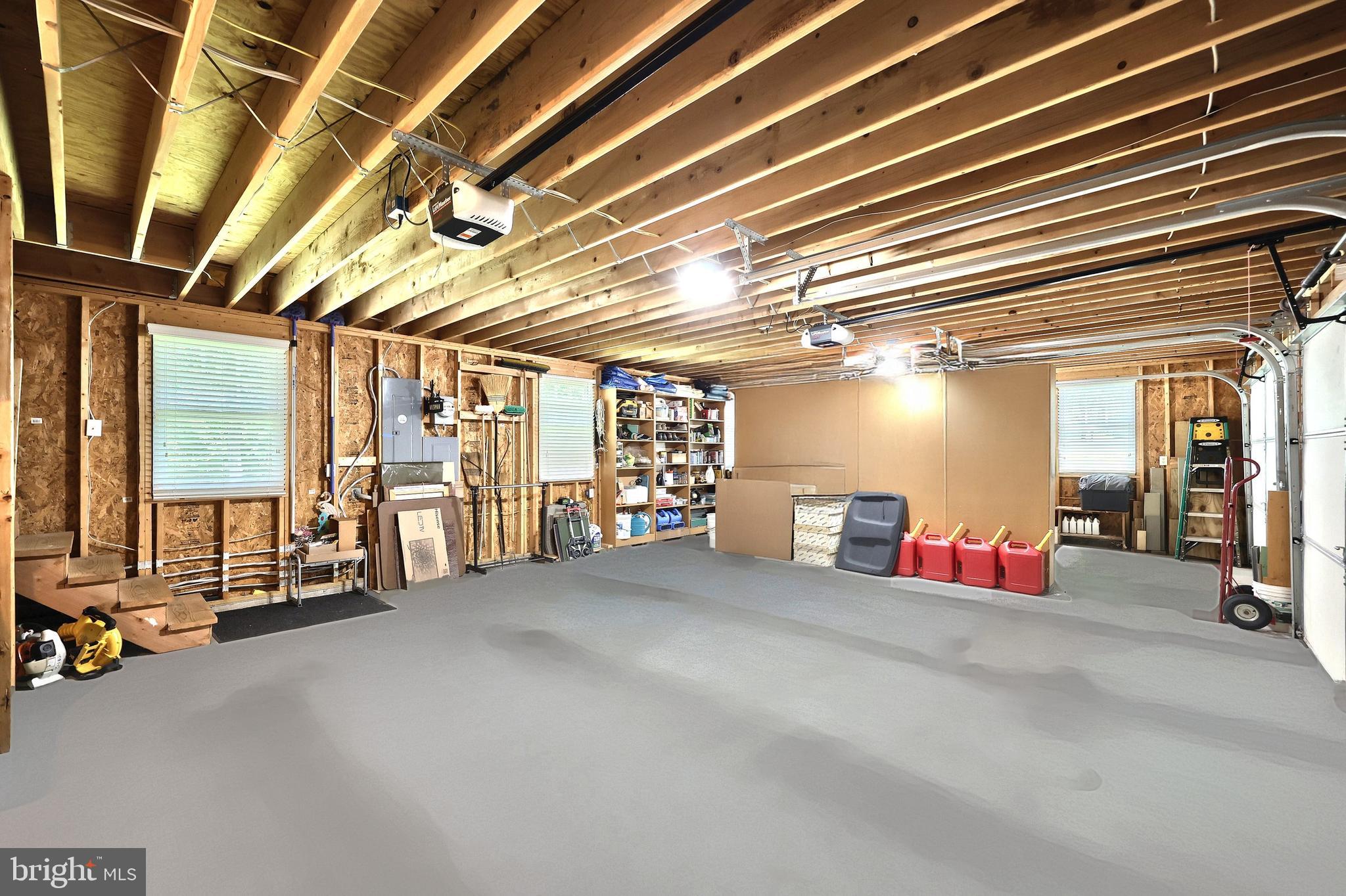 LAKE MEADE - Residential