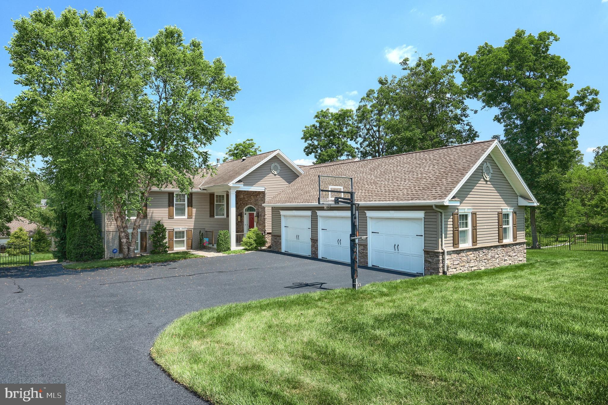 LAKE MEADE - Residential