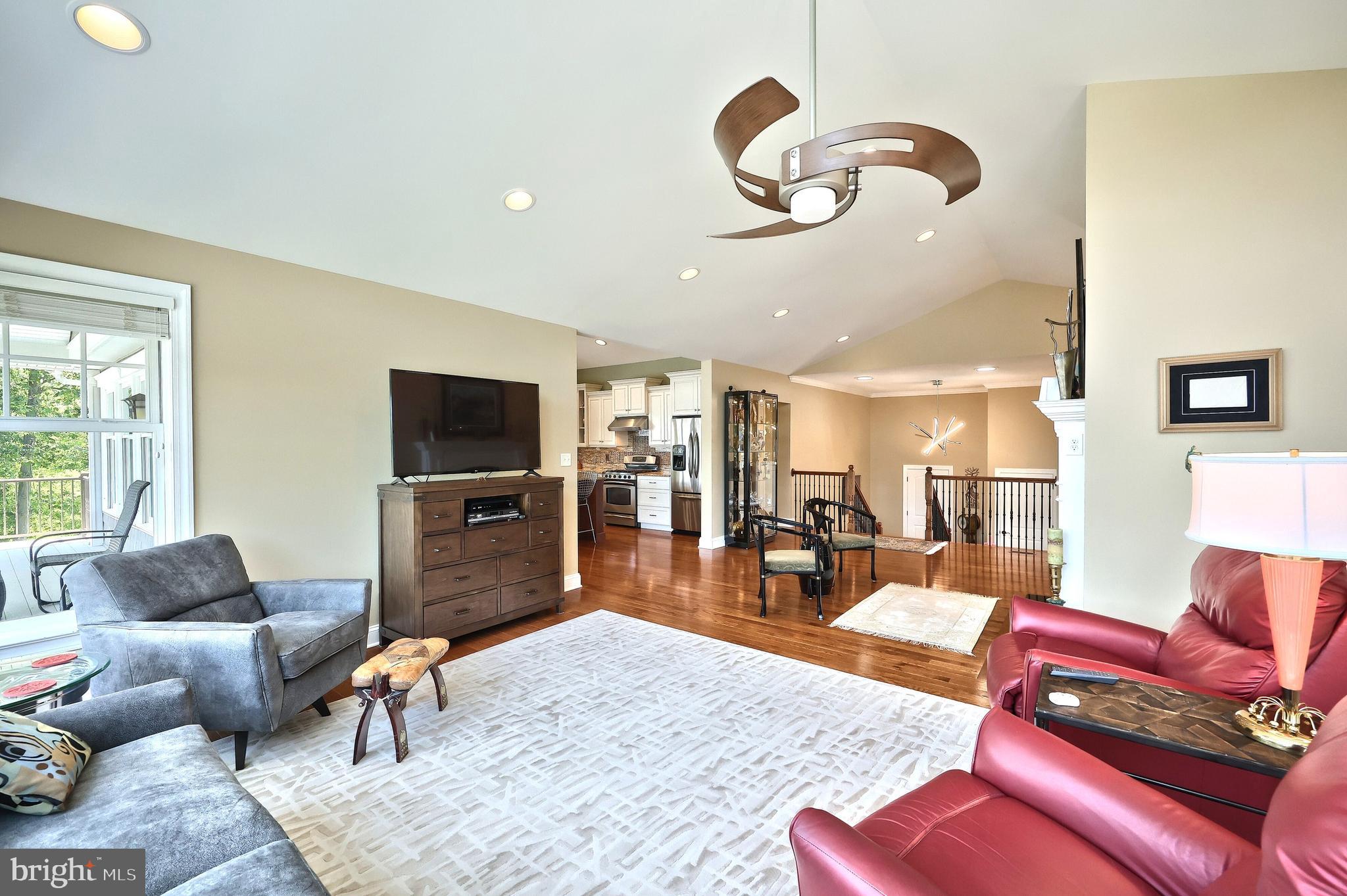 LAKE MEADE - Residential