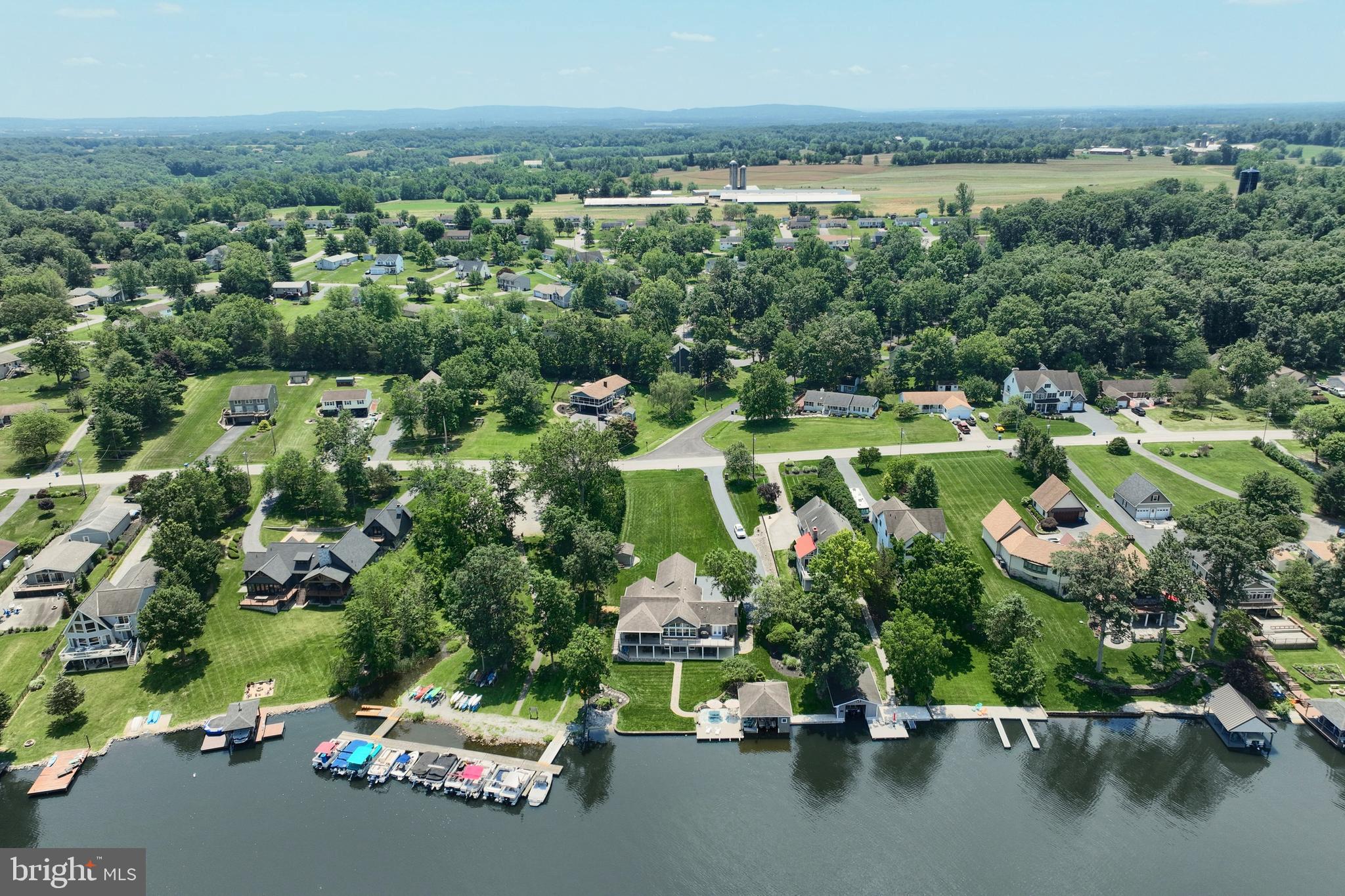 LAKE MEADE - Residential