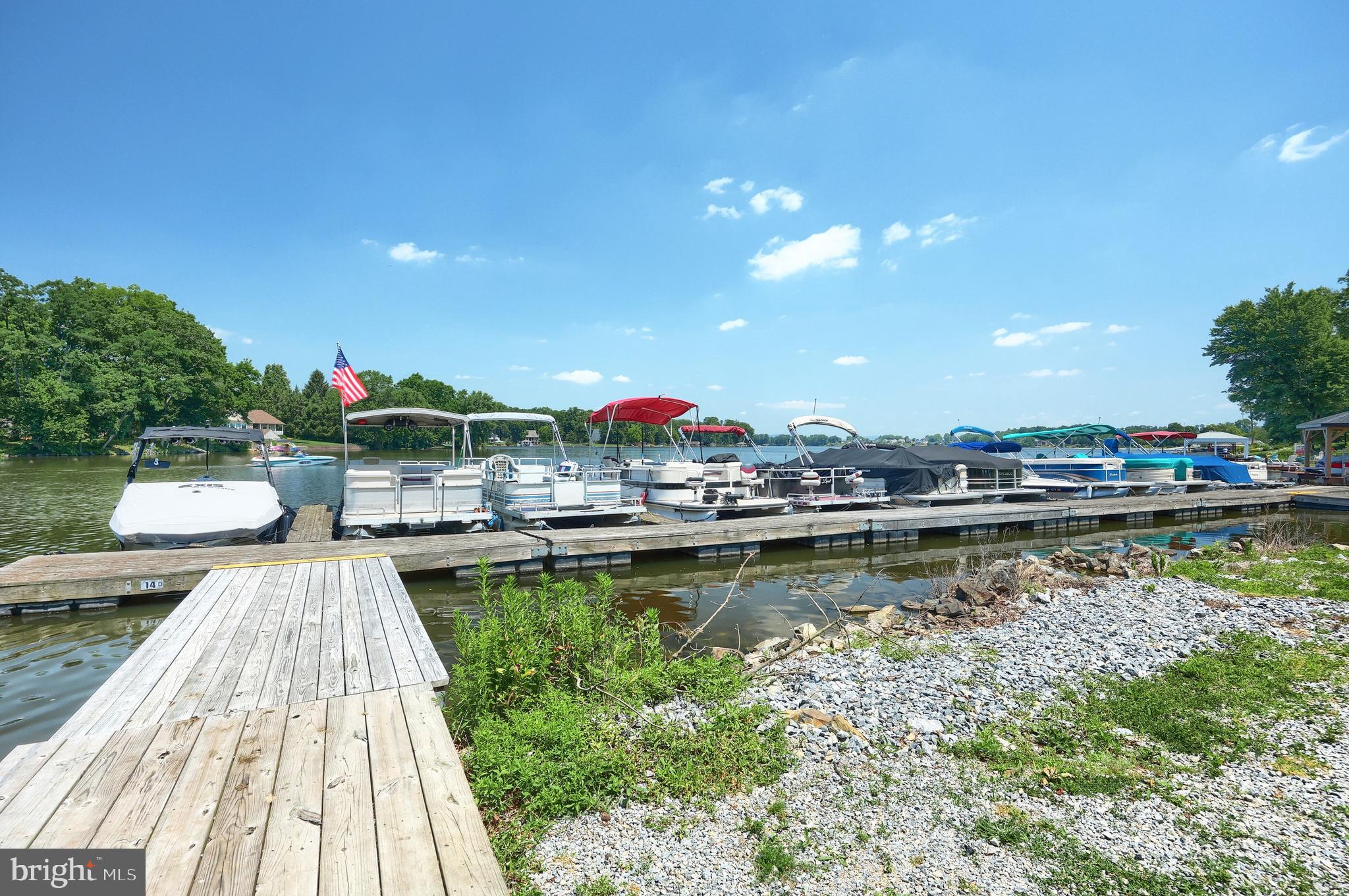 LAKE MEADE - Residential