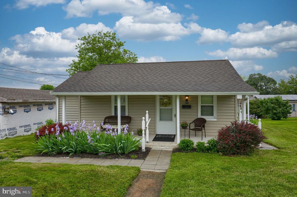 Photo of 625 S 10th Street, Columbia, PA 17512 (MLS # PALA2051098)