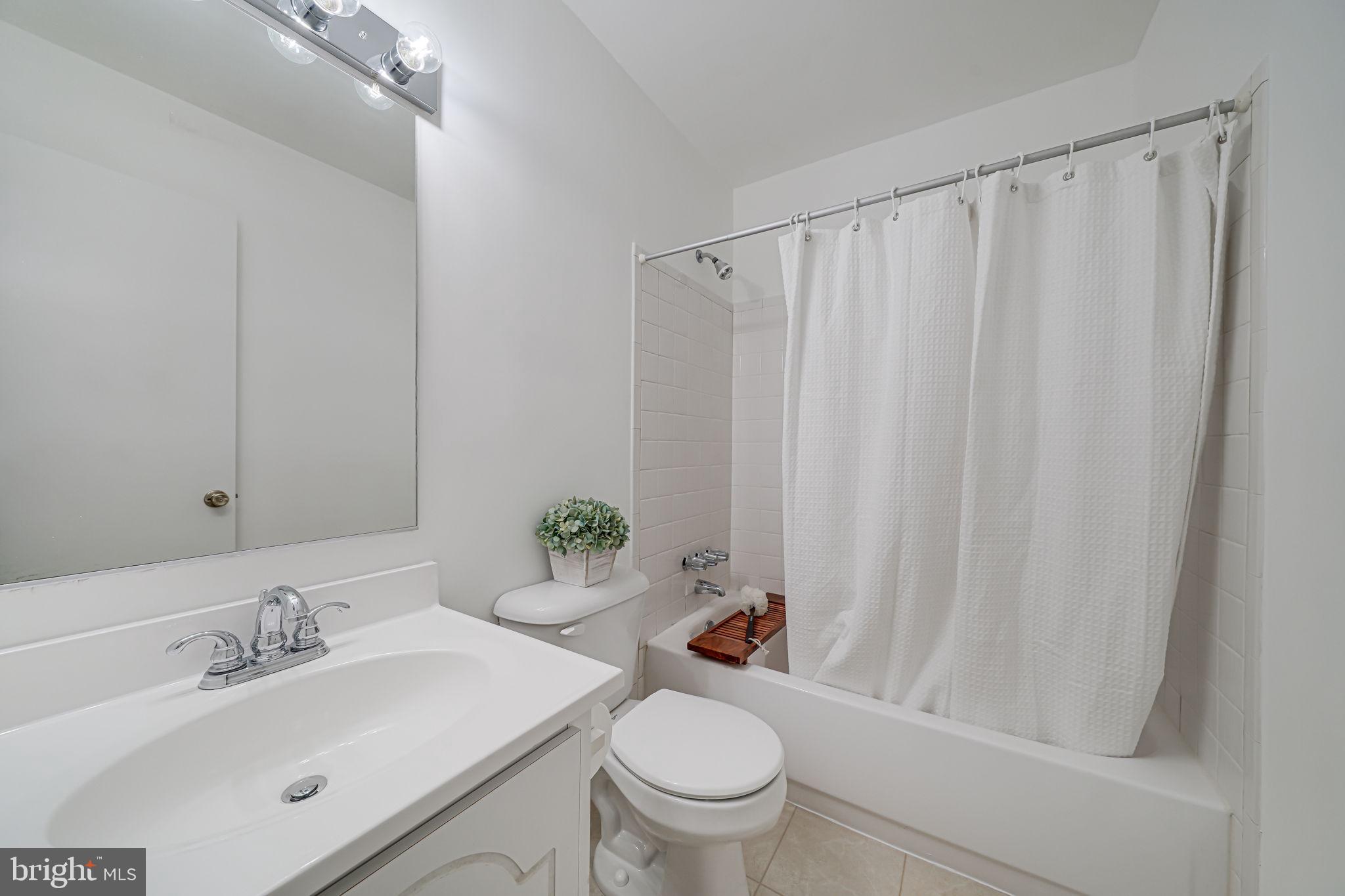 SUGARLAND RUN - Residential