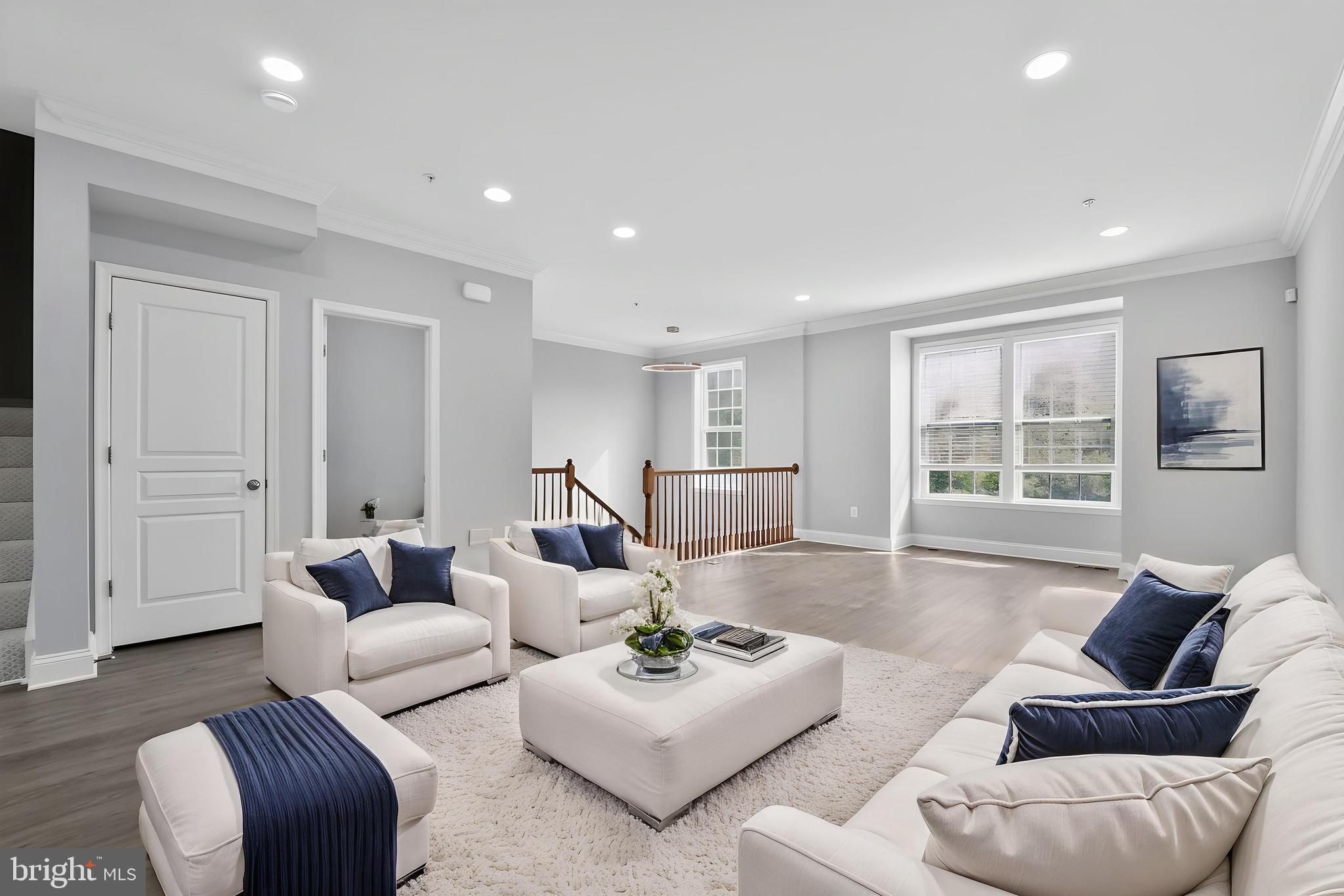 GATEWAY OVERLOOK - Residential