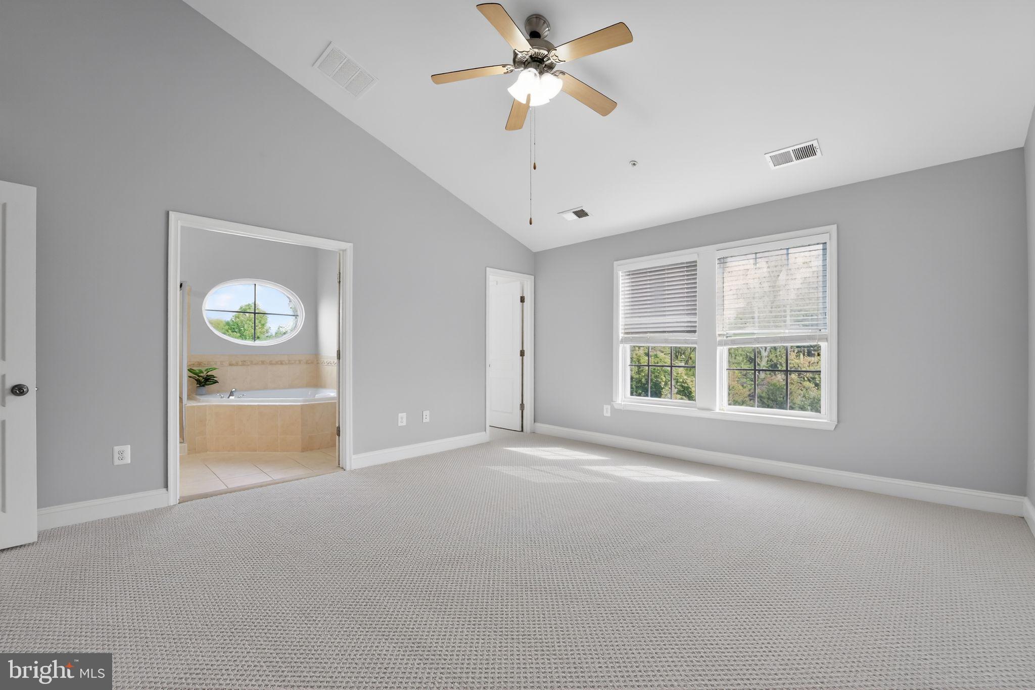 GATEWAY OVERLOOK - Residential