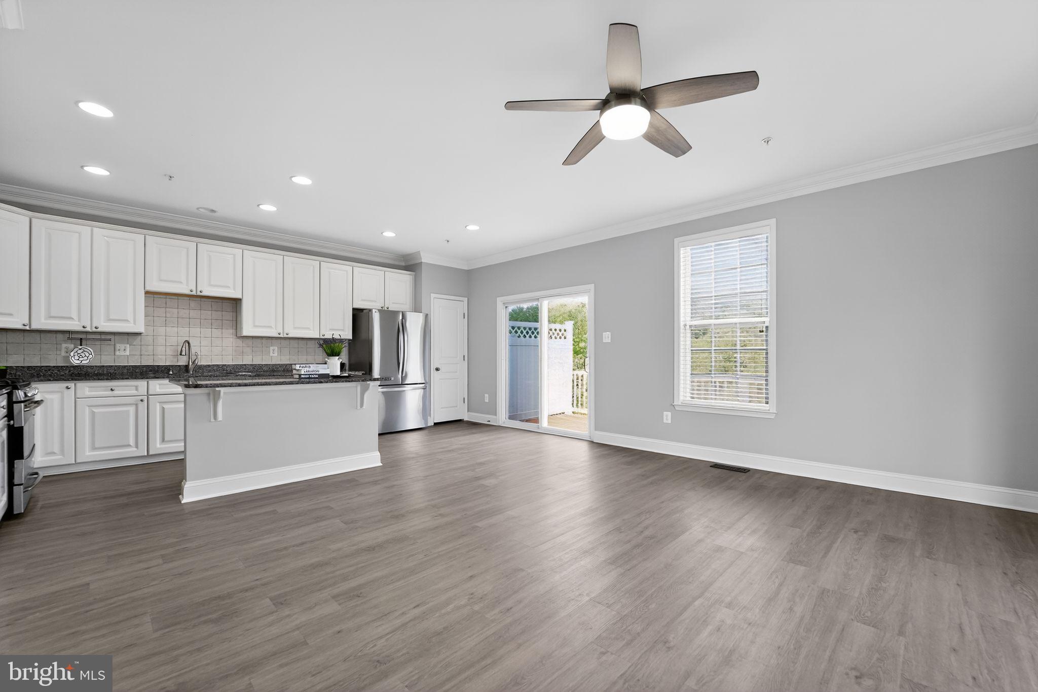GATEWAY OVERLOOK - Residential