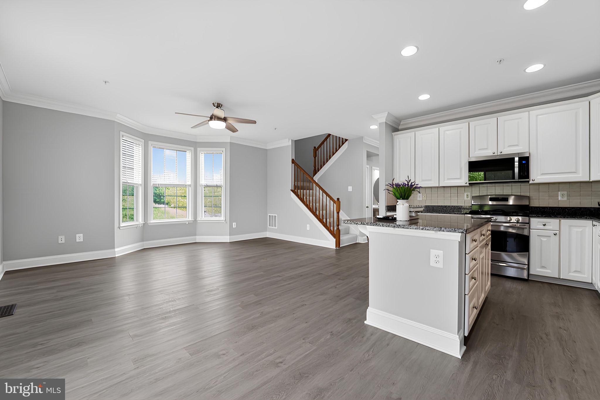 GATEWAY OVERLOOK - Residential