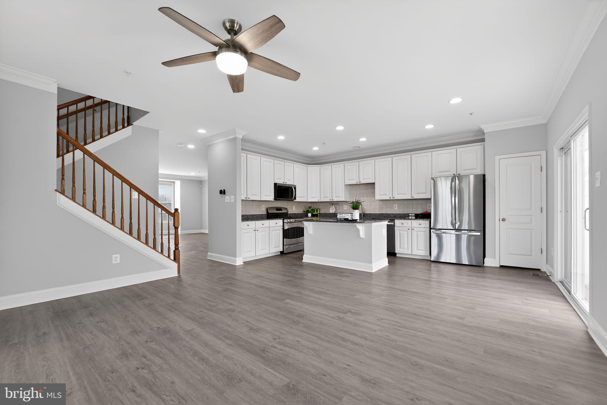 GATEWAY OVERLOOK - Residential