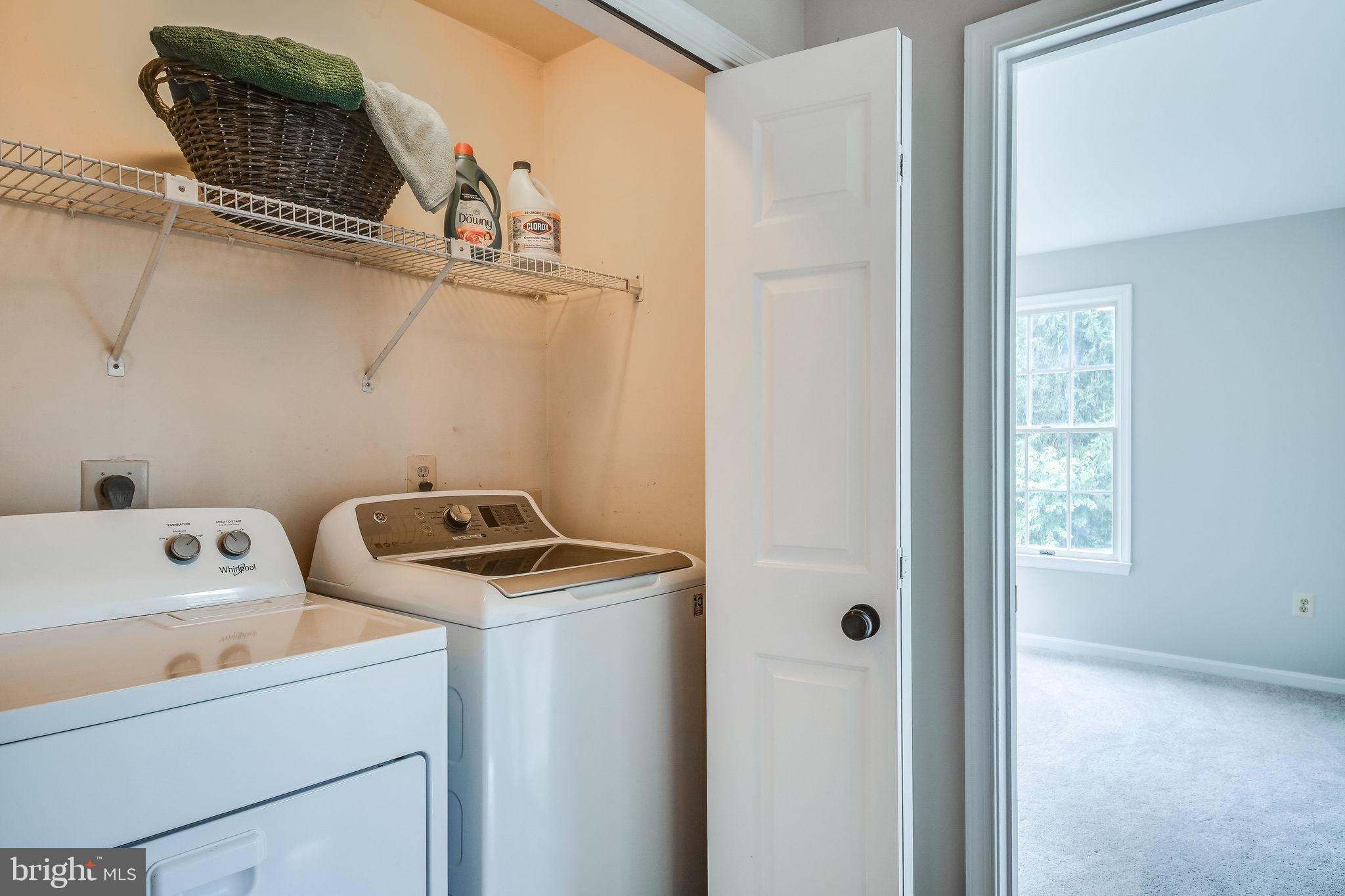 MYTERRA MANOR - Residential