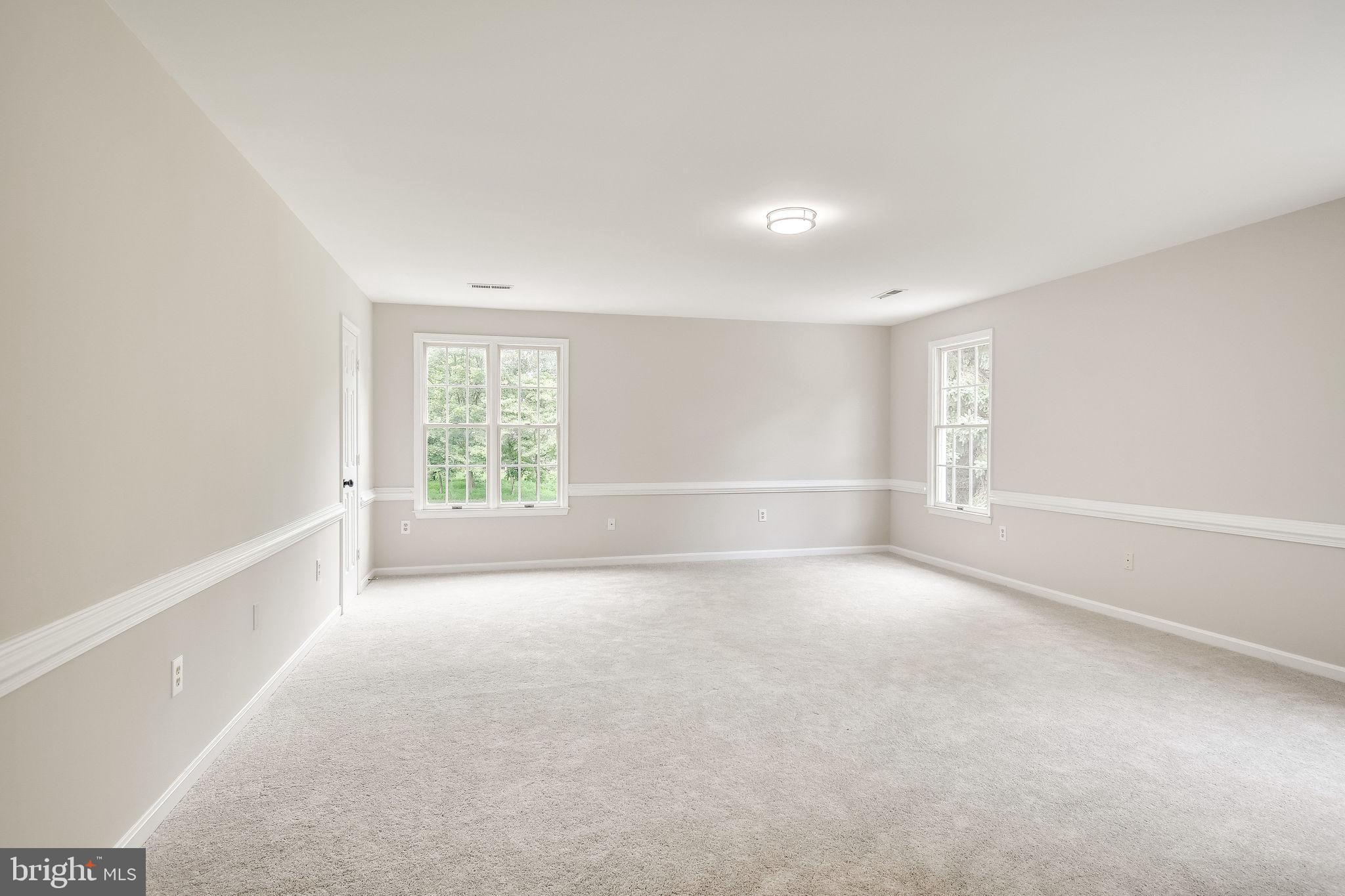 MYTERRA MANOR - Residential