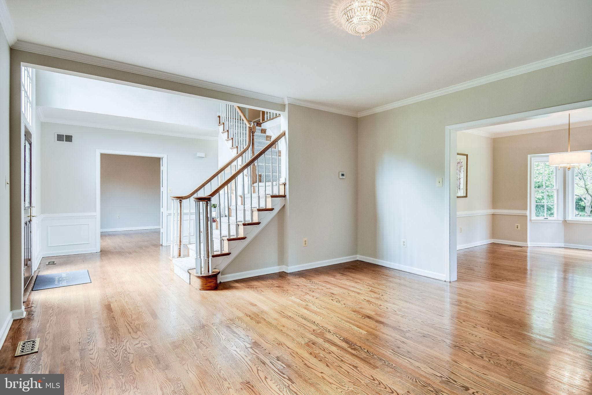 MYTERRA MANOR - Residential