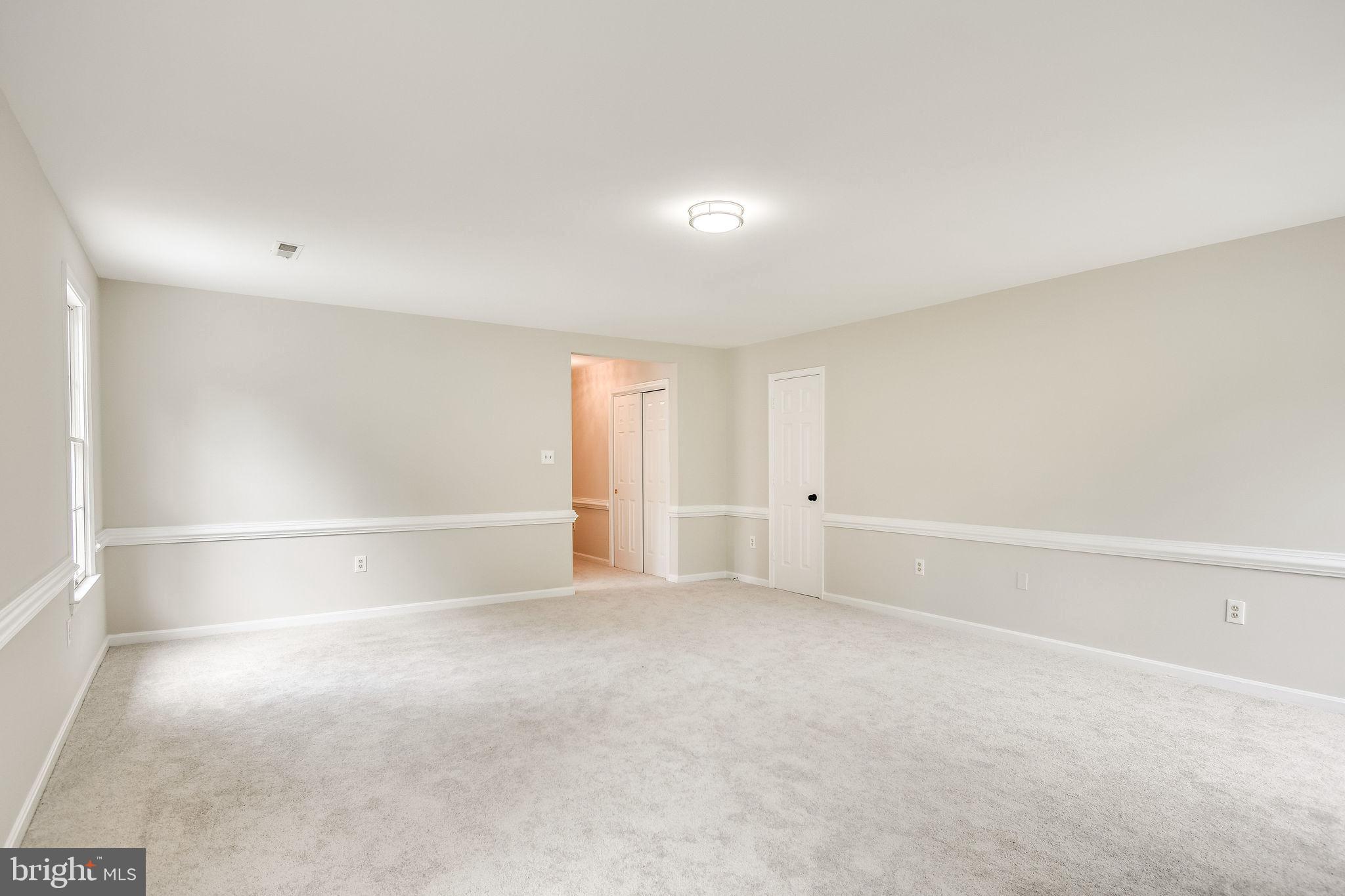 MYTERRA MANOR - Residential