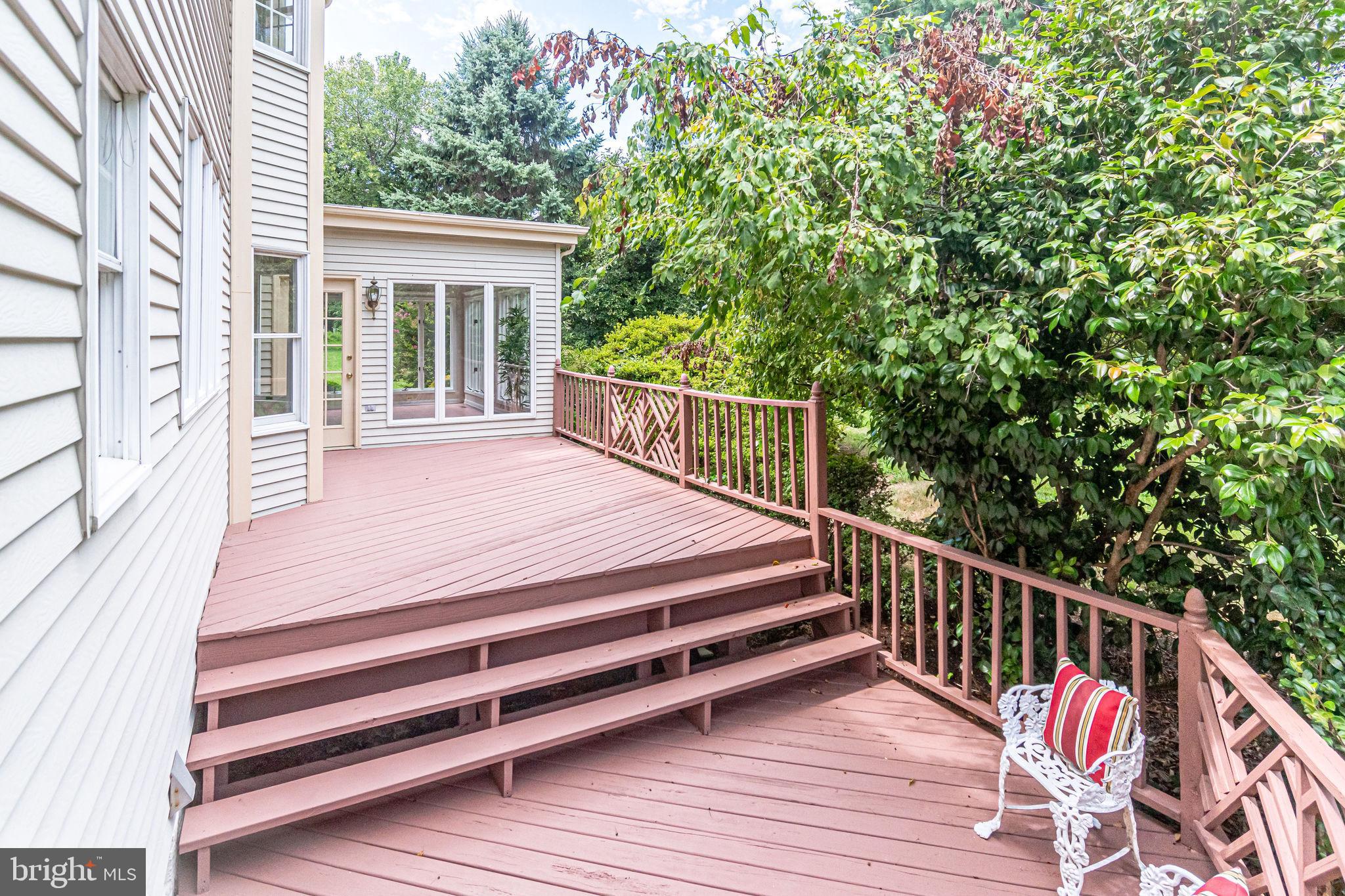 MYTERRA MANOR - Residential