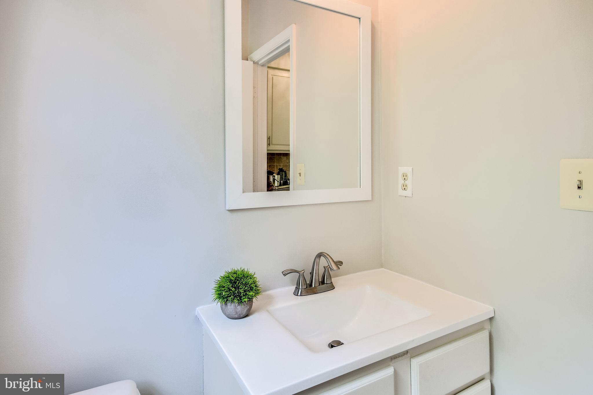 MYTERRA MANOR - Residential