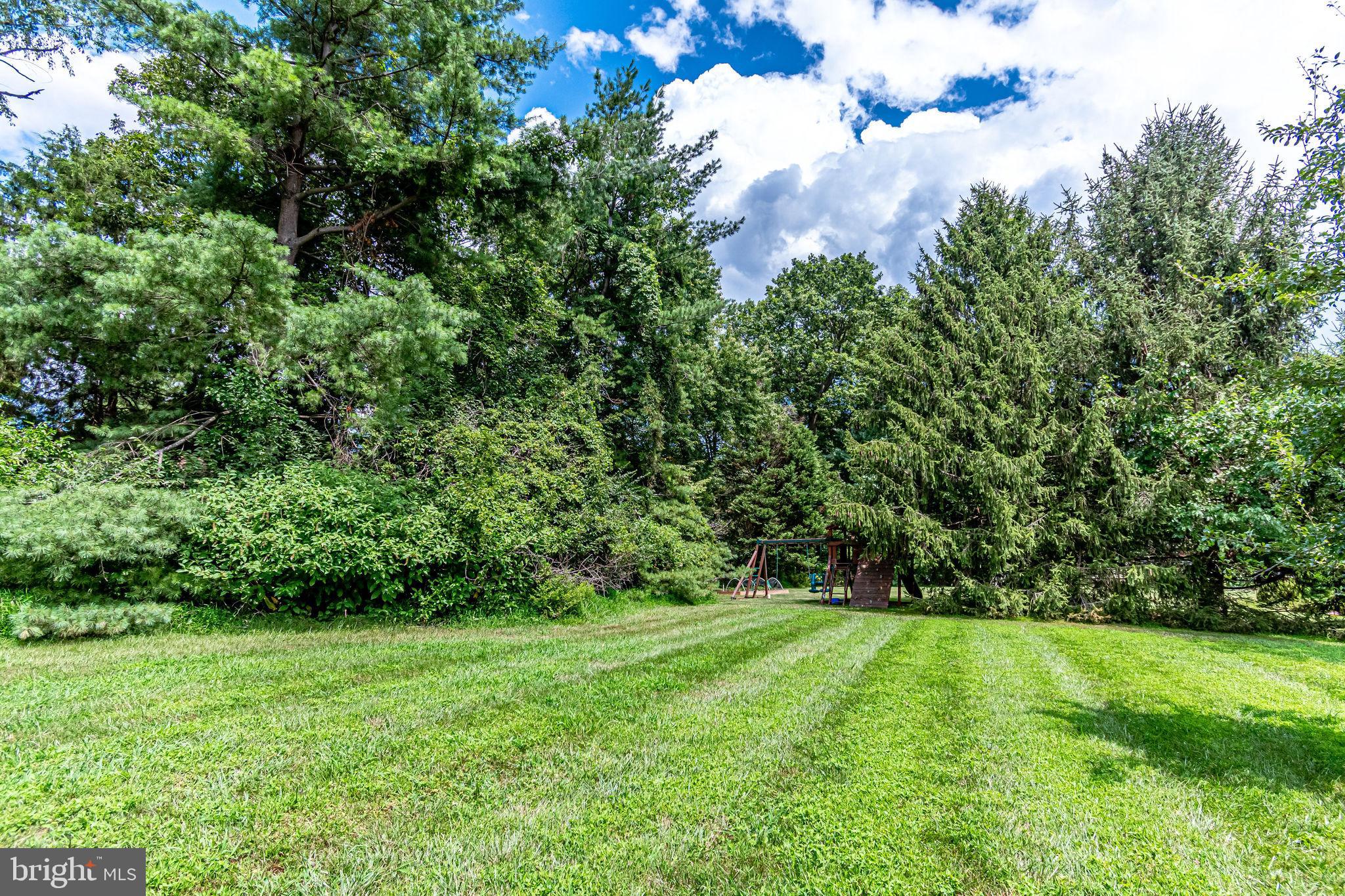 MYTERRA MANOR - Residential