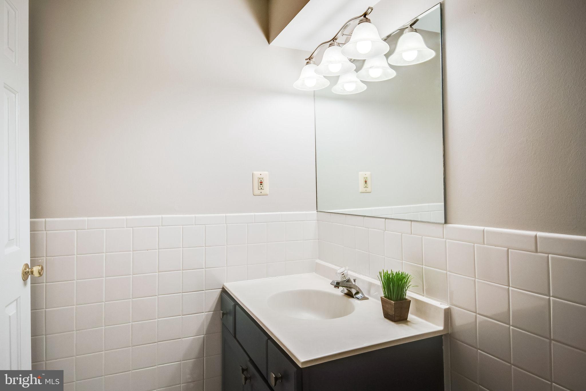 MYTERRA MANOR - Residential