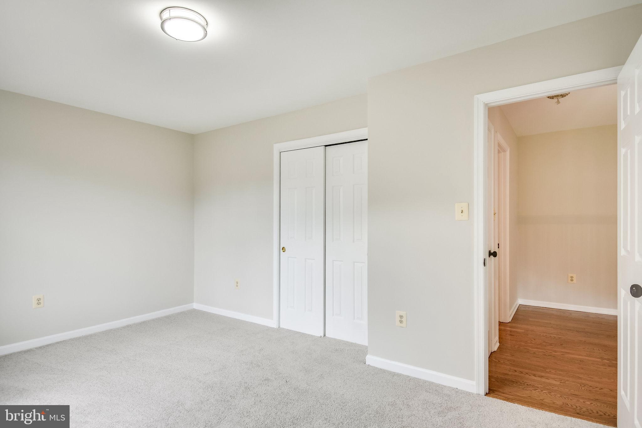 MYTERRA MANOR - Residential